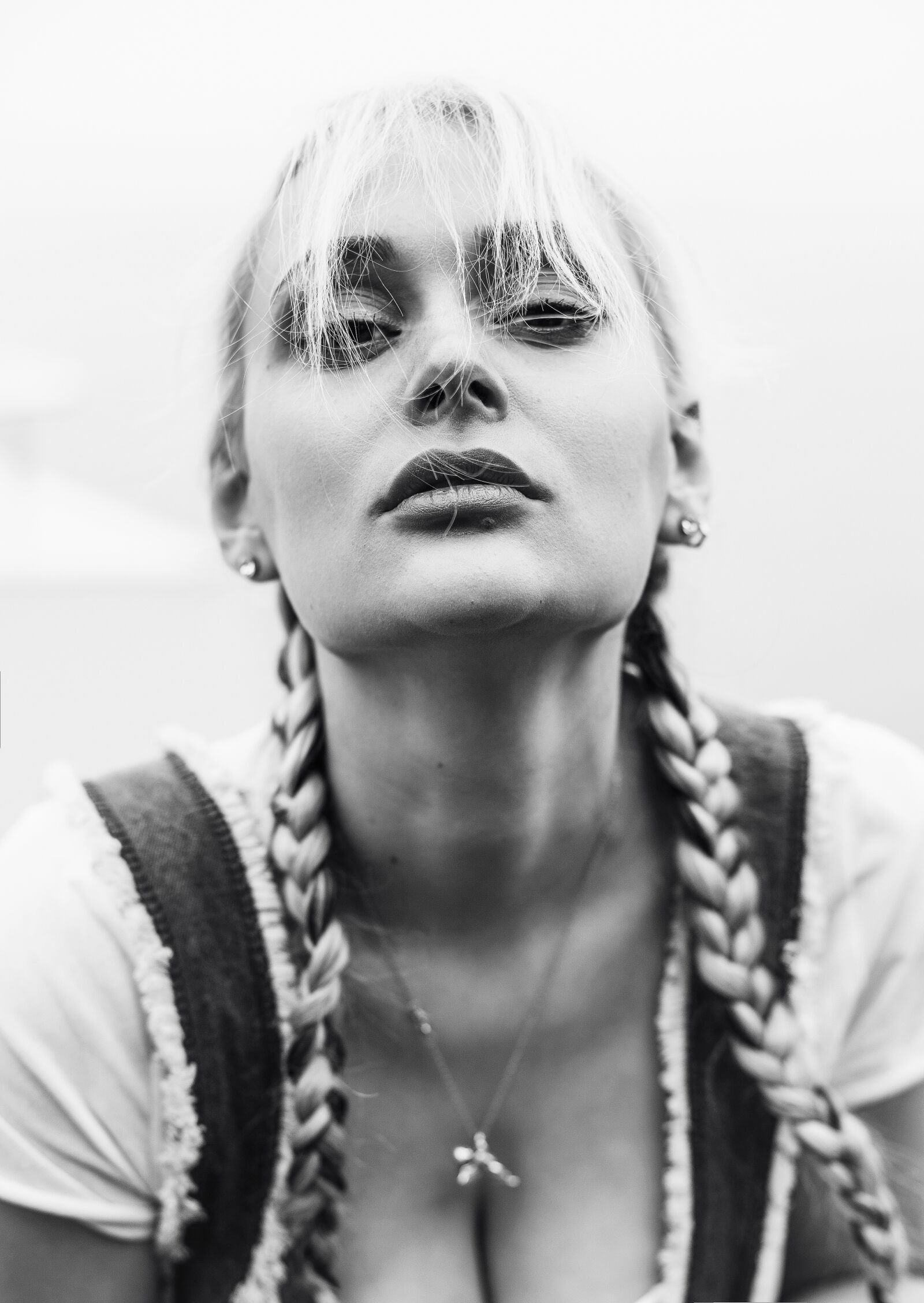 Canon EF 50mm F1.4 USM sample photo. Girl, beautiful, blonde photography