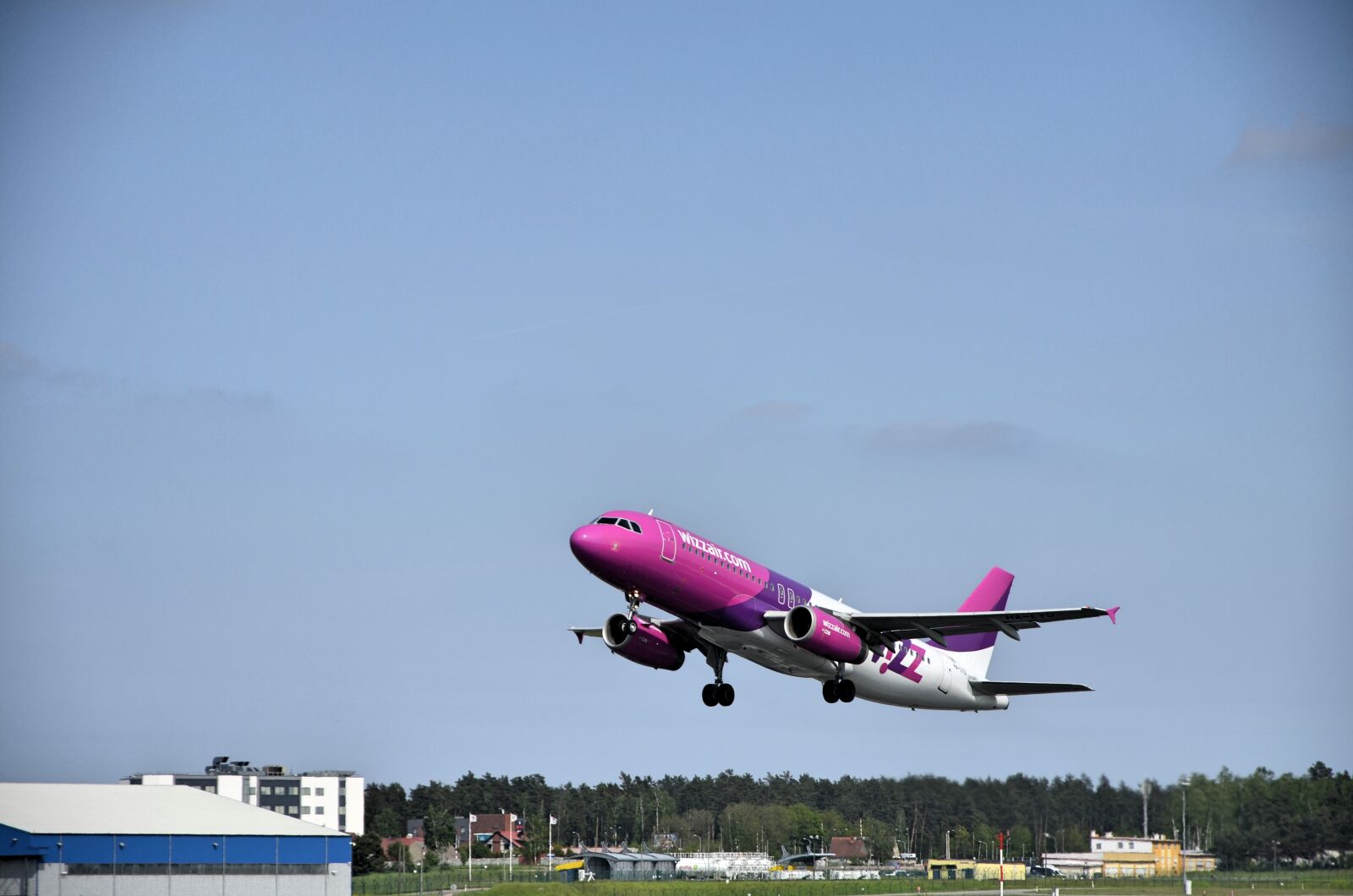 Nikon D5100 sample photo. Aircraft, airport, gdańsk photography