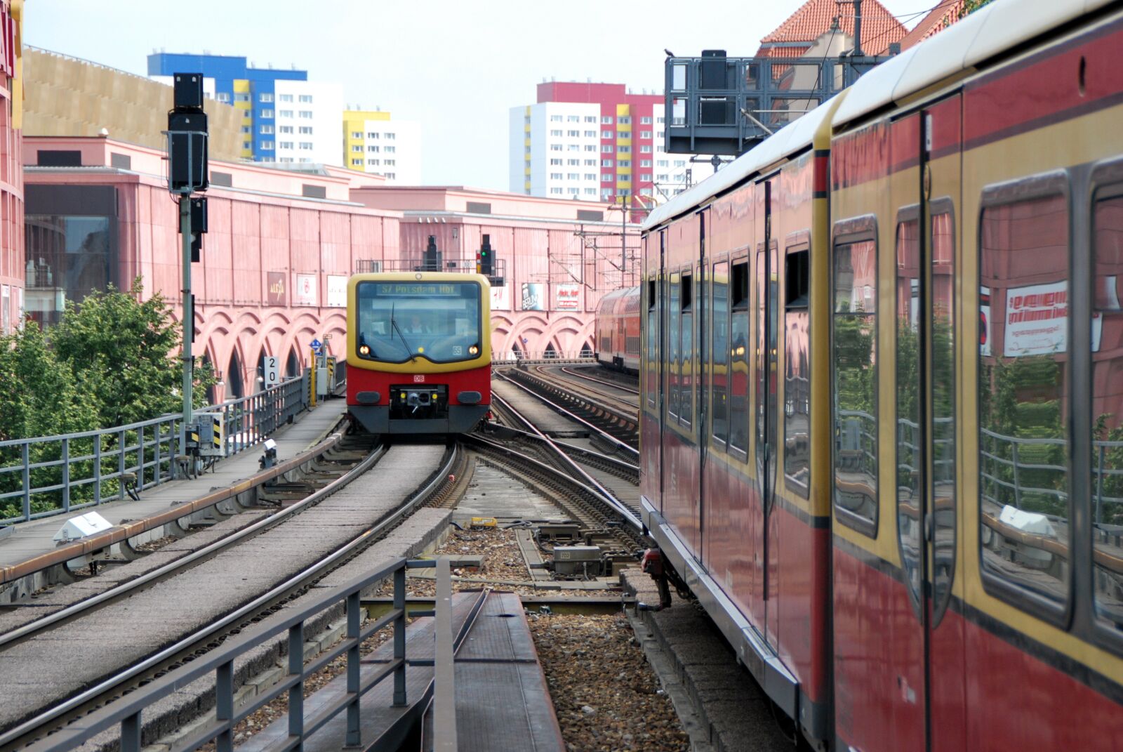 Nikon D60 sample photo. Berlin, train, s bahn photography