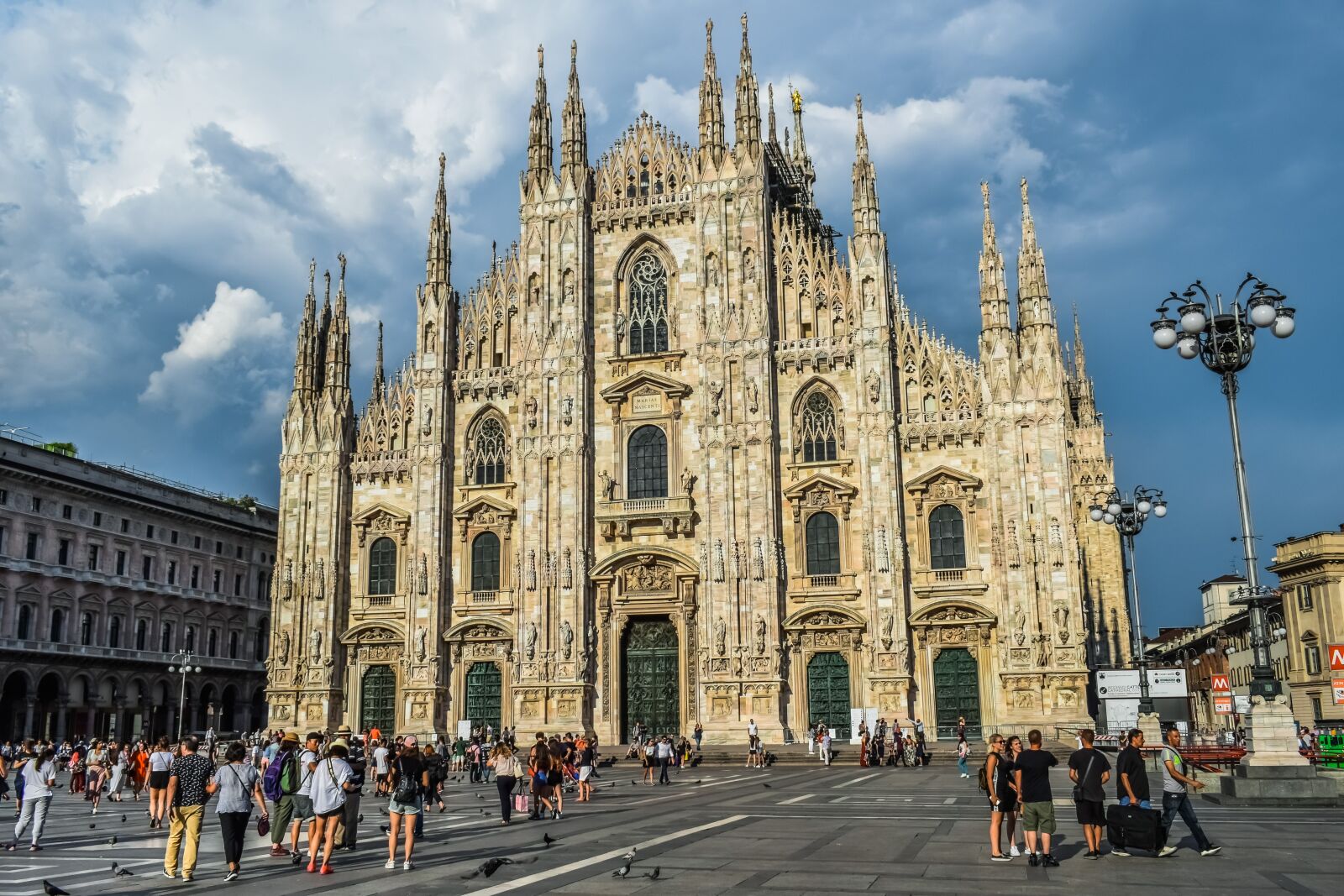 Nikon D3300 sample photo. Italy, milano, duomo square photography