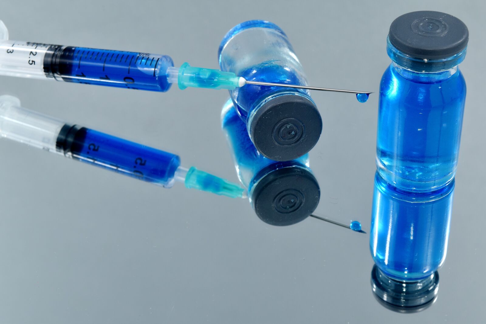 Nikon D5500 sample photo. Biology, blue, laboratory, liquid photography