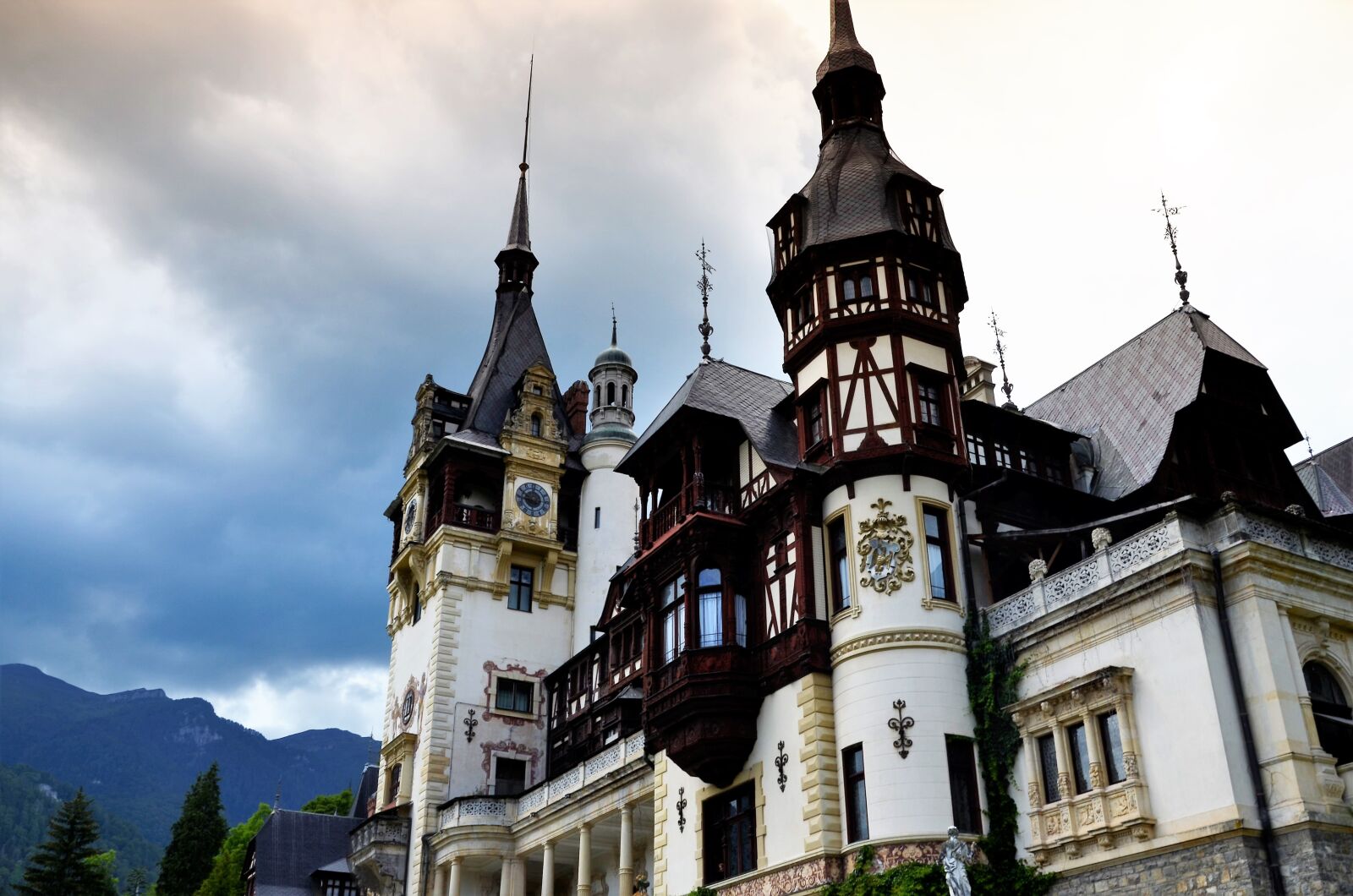 Nikon D5100 sample photo. Castle, peles, sinaia photography