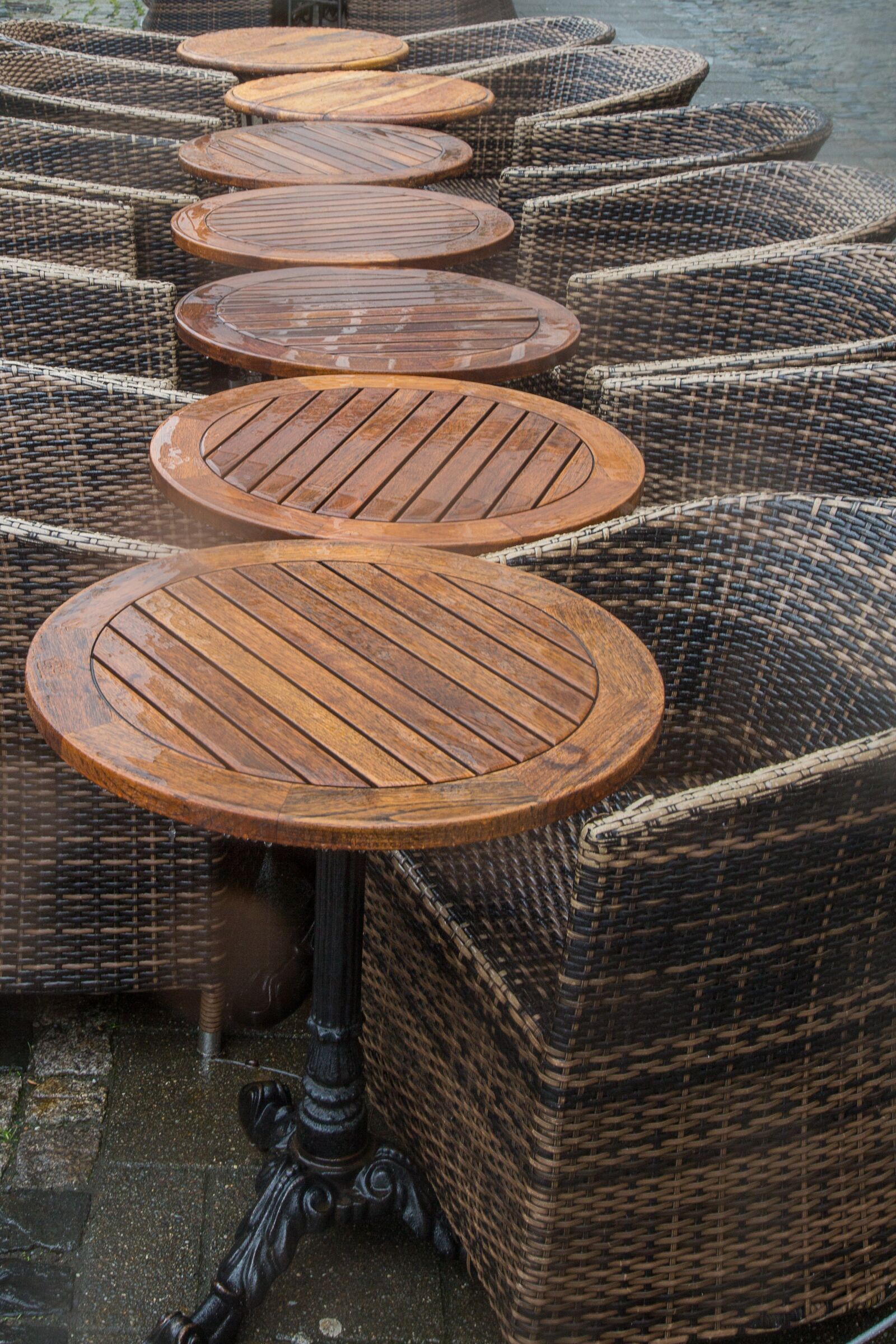 Canon EF 24-105mm F4L IS USM sample photo. Table, cafe, gastronomy photography