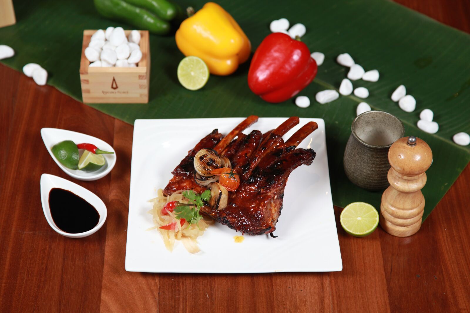 Canon EOS 5D Mark II sample photo. Barbecued pork ribs, barbecue photography