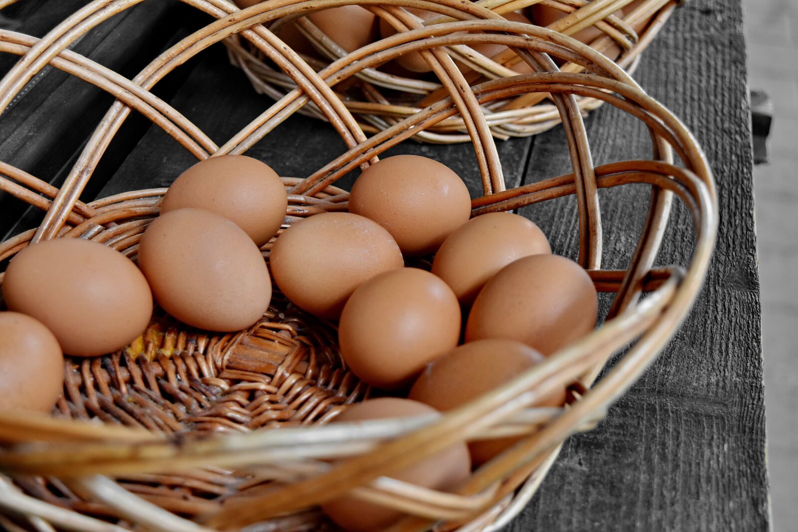 Nikon D5500 sample photo. Egg, eggshell, market, organic photography