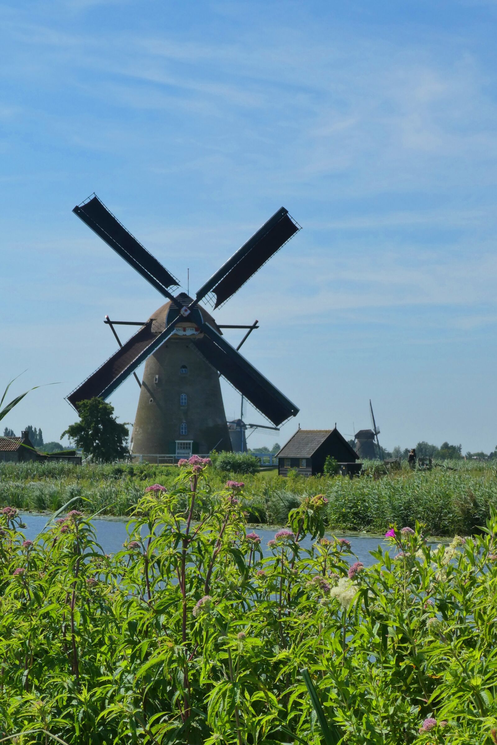 Panasonic Lumix DC-ZS70 (Lumix DC-TZ90) sample photo. Mills, kinderdijk, unesco world photography