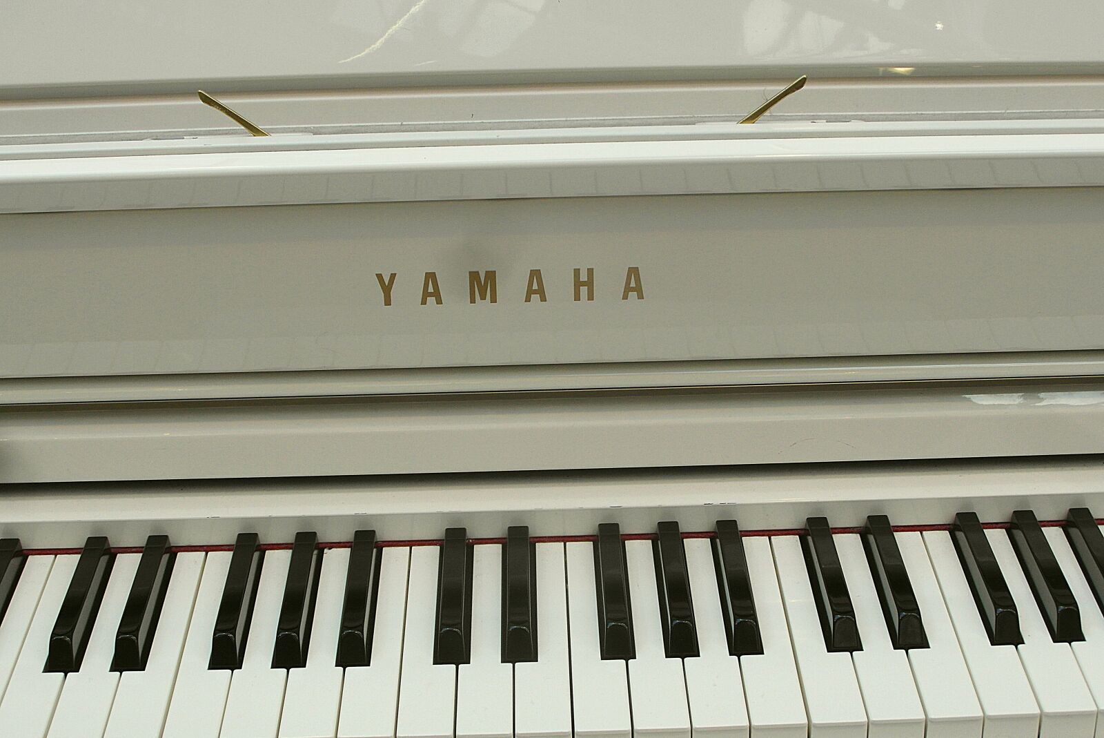 Samsung WB750 sample photo. Piano, music, keys photography