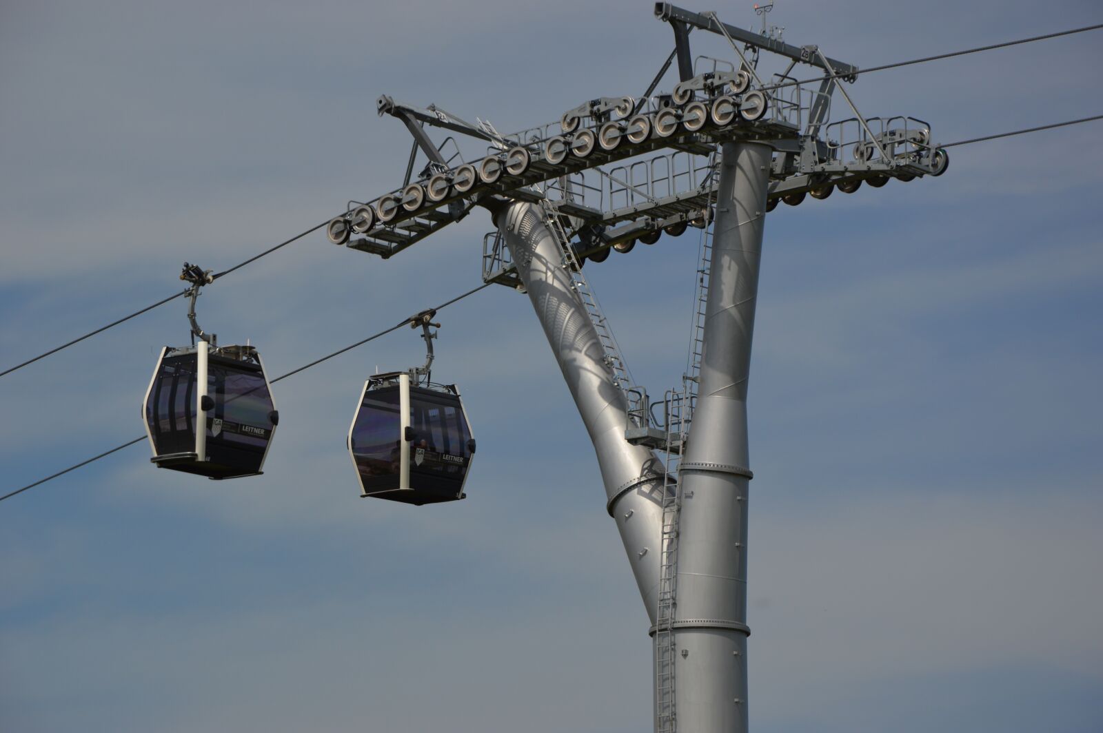 Nikon D3200 sample photo. Cable car, technology, berlin photography