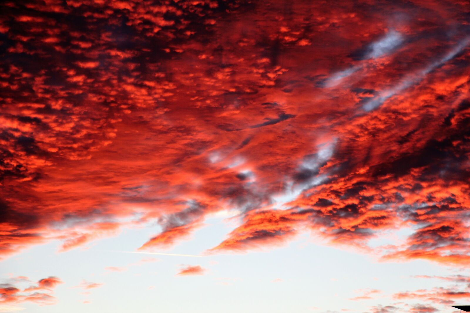 Canon EOS 60D sample photo. Sky, afterglow, colored photography