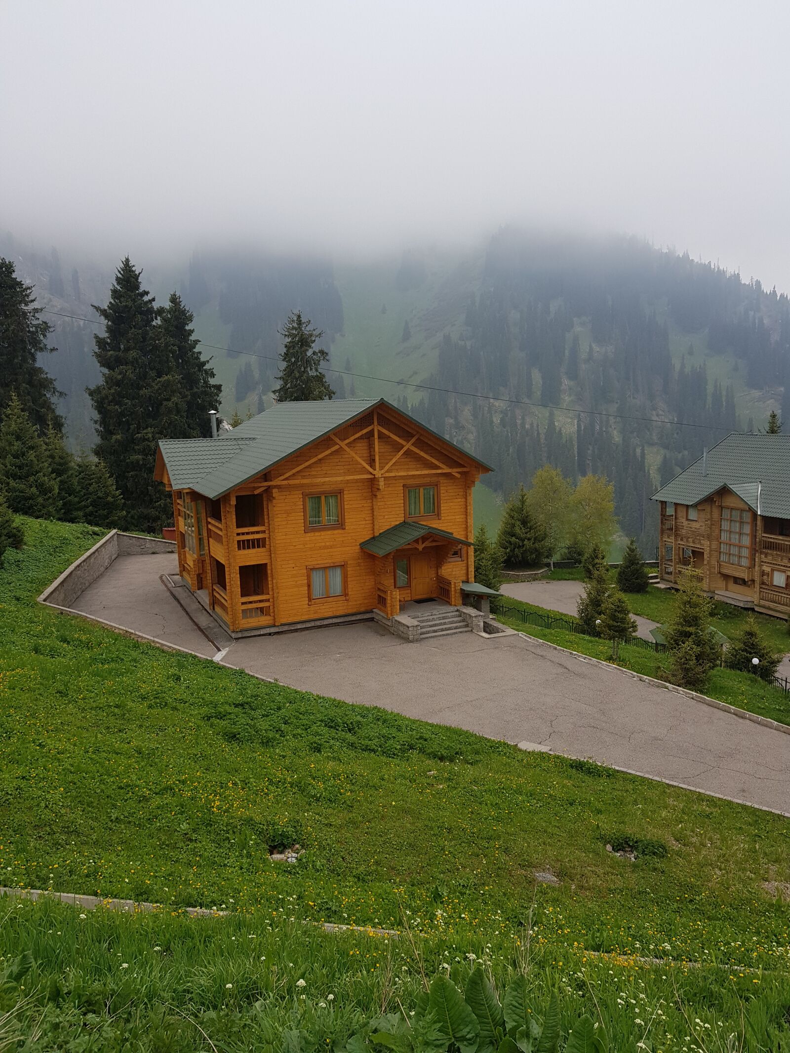 Samsung Galaxy S8+ sample photo. Mountains, almaty, tourism photography