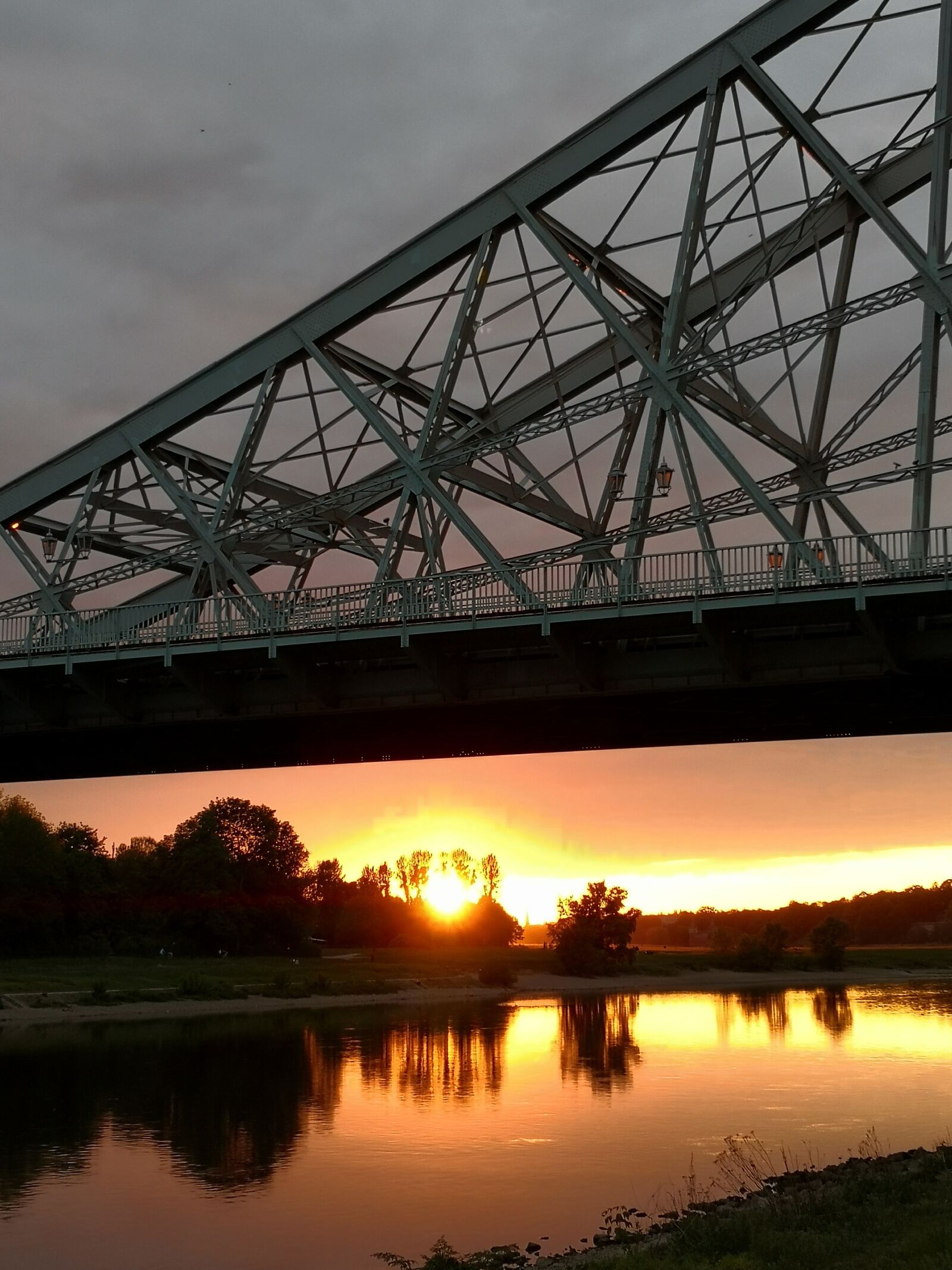 HUAWEI Mate 10 Pro sample photo. Bridge, dresden, elbe photography