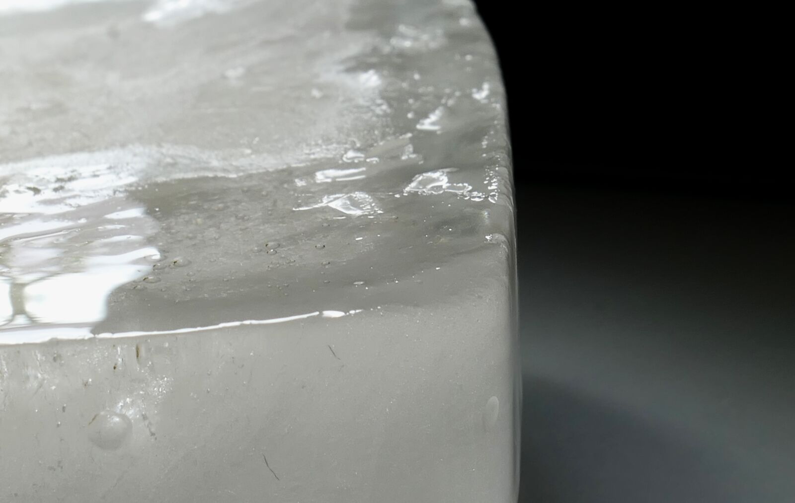 Panasonic Lumix DMC-LX10 (Lumix DMC-LX15) sample photo. Ice, ice cubes, summer photography