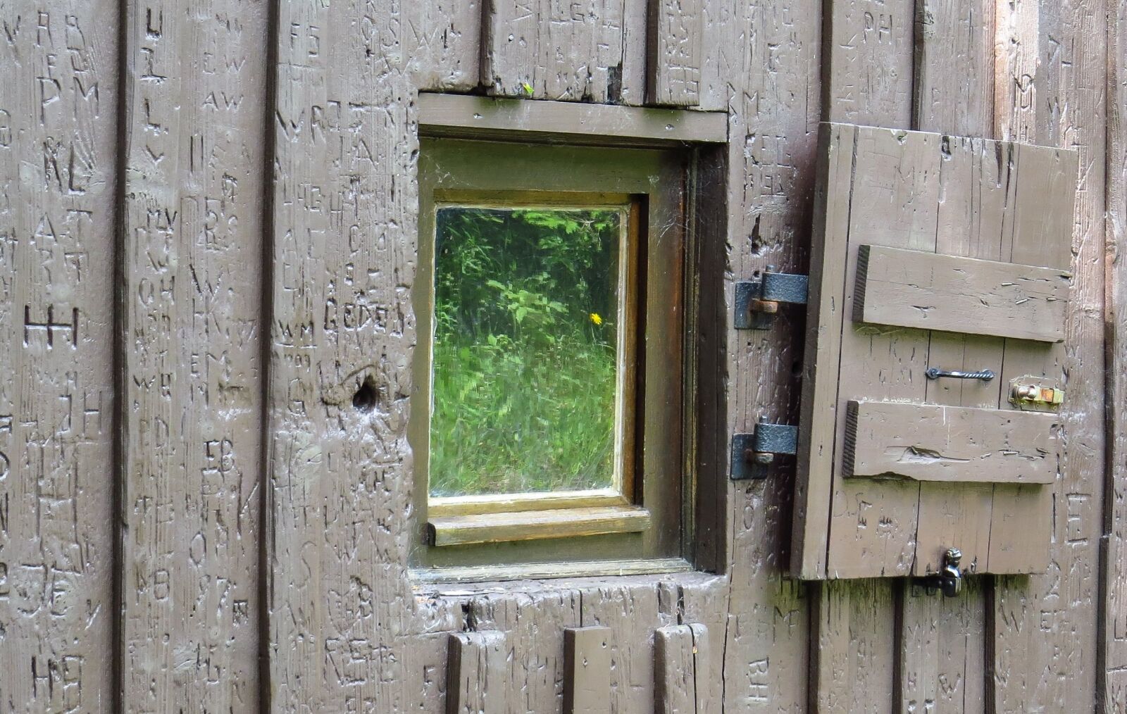 Canon PowerShot SX50 HS sample photo. Window, shutter, old photography