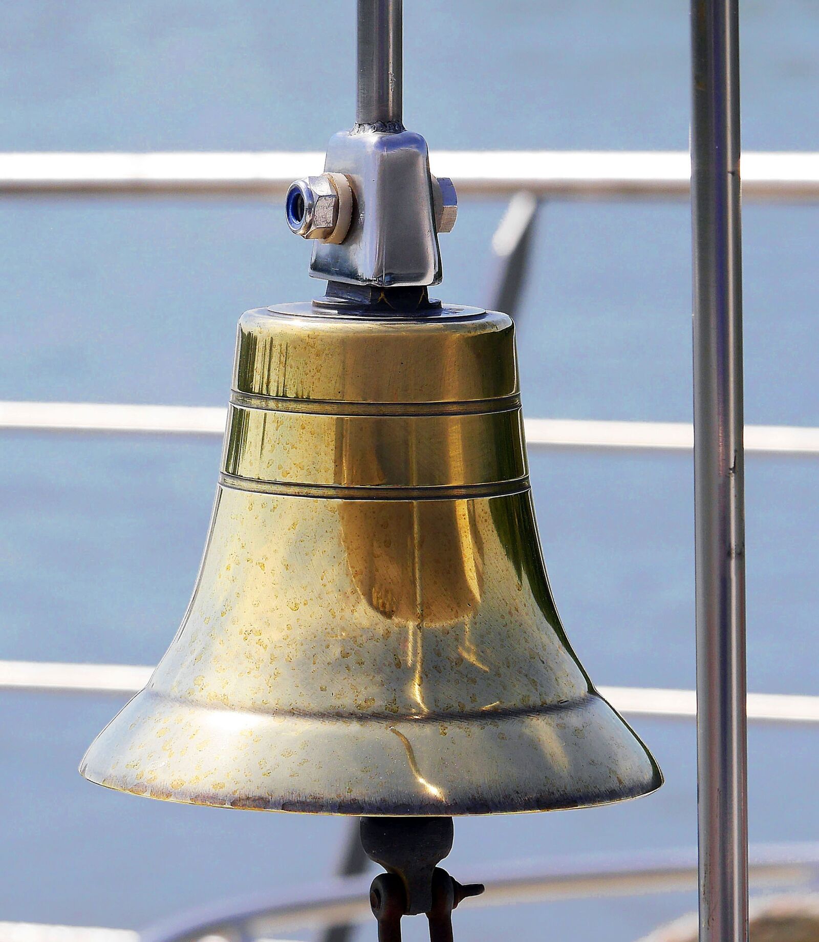 Panasonic Lumix DMC-GH3 sample photo. Ship bell, brass, metal photography