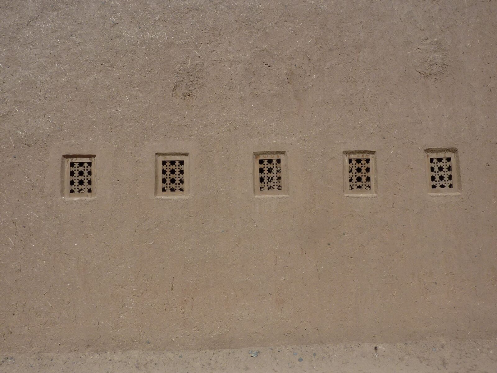Panasonic DMC-TZ7 sample photo. Morocco, earth, window photography