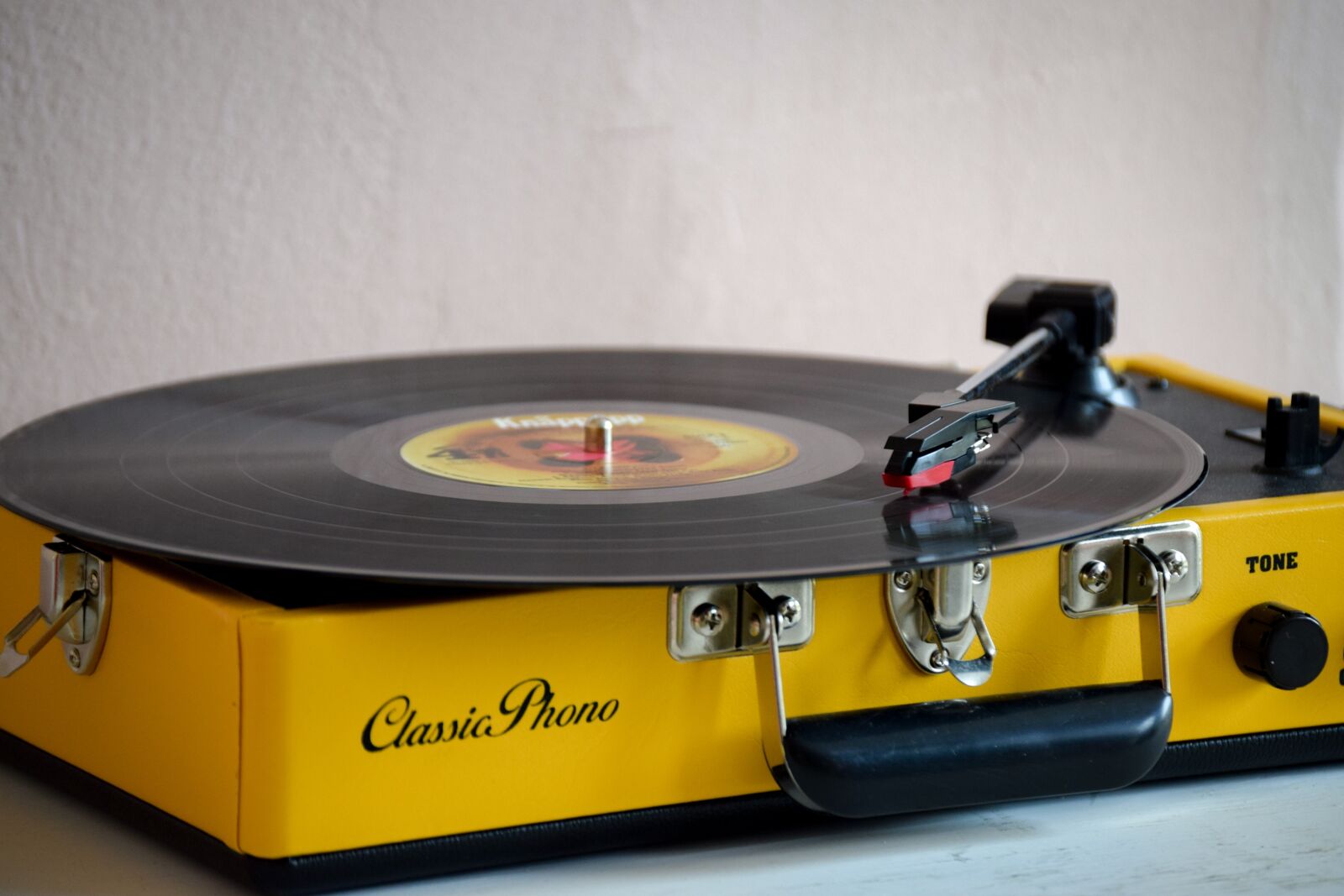 Nikon D3300 sample photo. Gramophone, turntable, lp photography