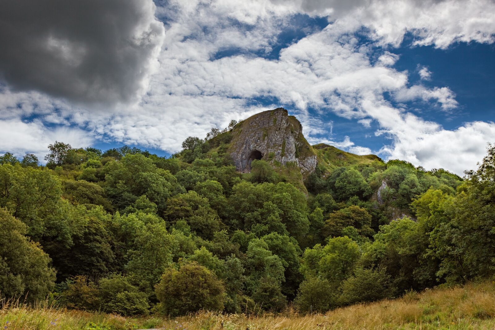 Canon EOS 5D Mark II sample photo. Thor's cave, manifold valley photography