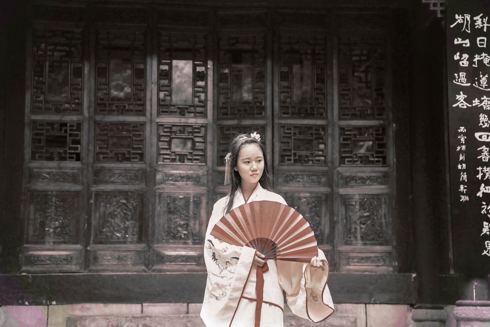 Canon EOS 5D Mark II sample photo. China, antiquity, girls photography