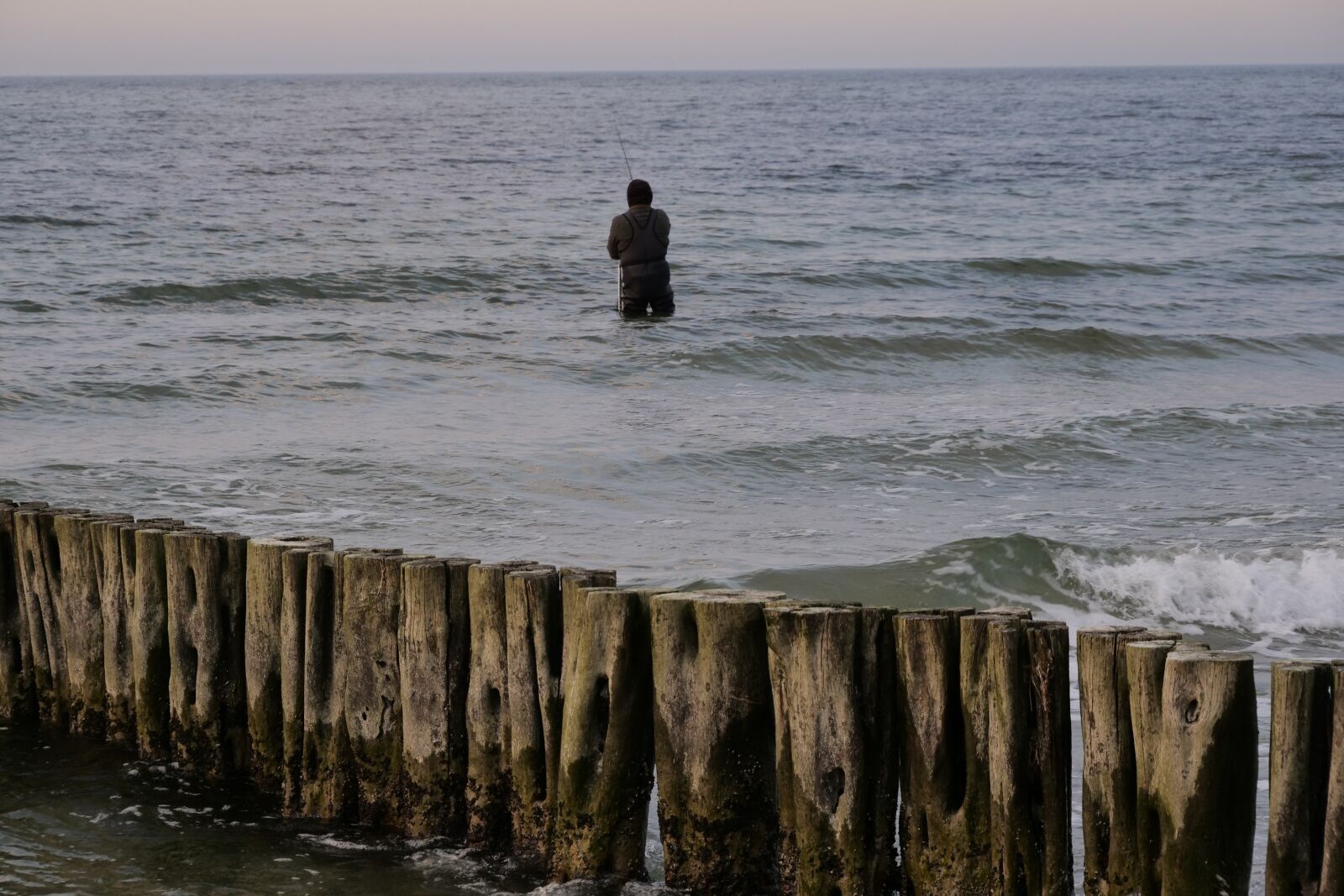 Panasonic Lumix DC-G9 sample photo. Waters, sea, beach photography