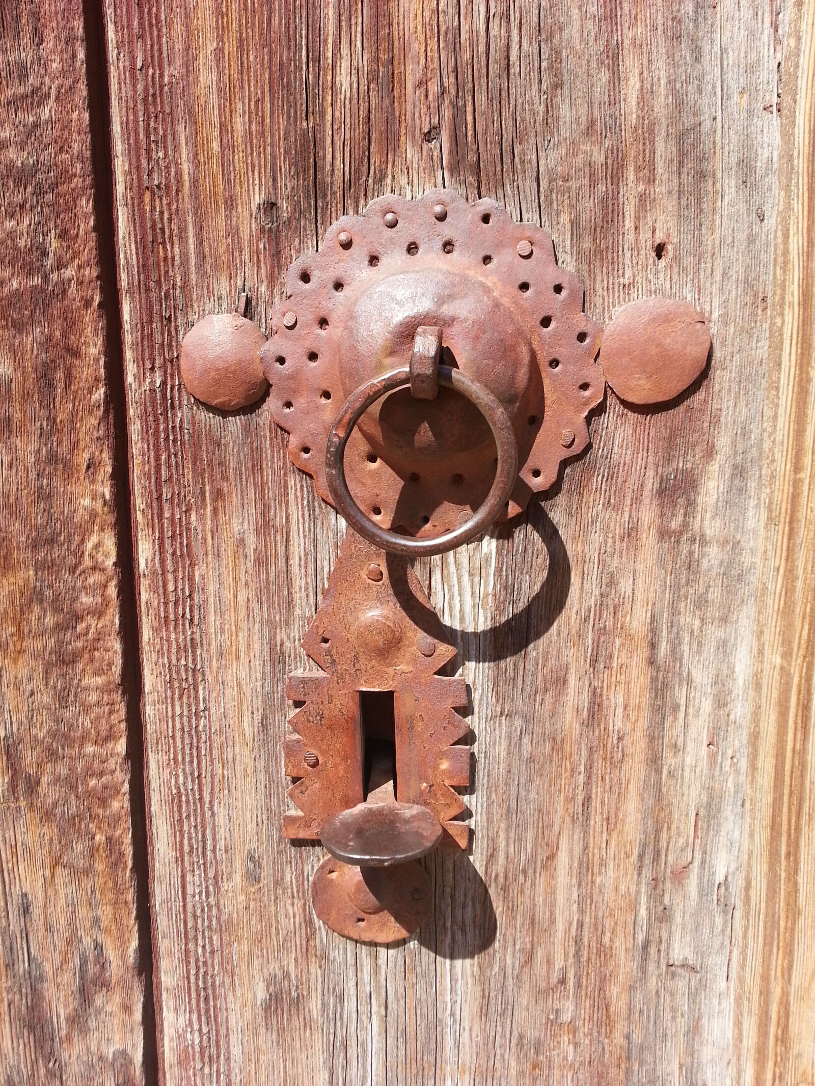 Samsung Galaxy Note2 sample photo. Door, history, keylock, lifestyle photography