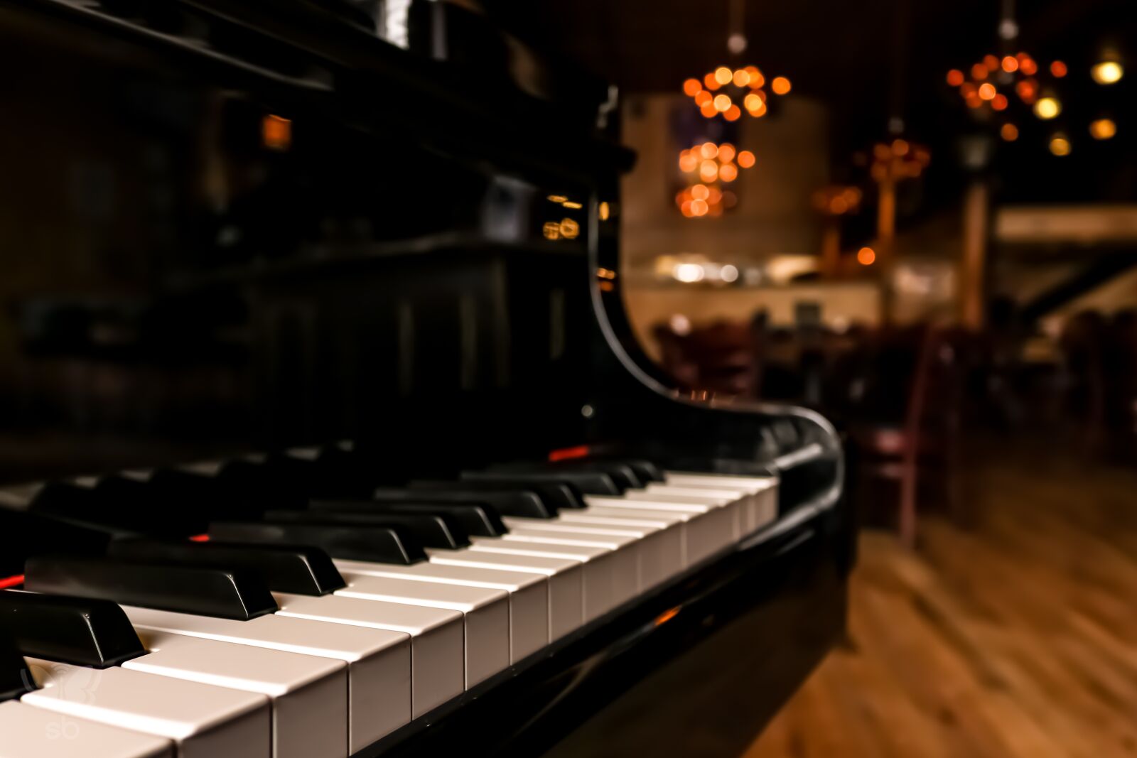Canon EOS 80D sample photo. Piano, instrument, keys photography
