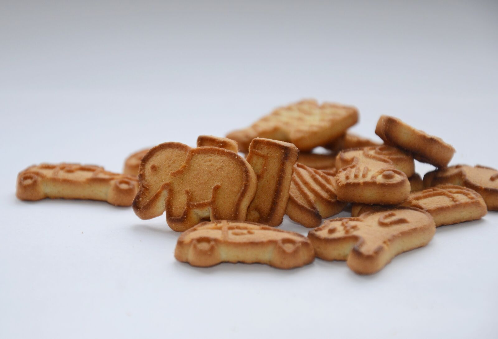 Nikon D7000 sample photo. Cookies, elephant, breakfast photography
