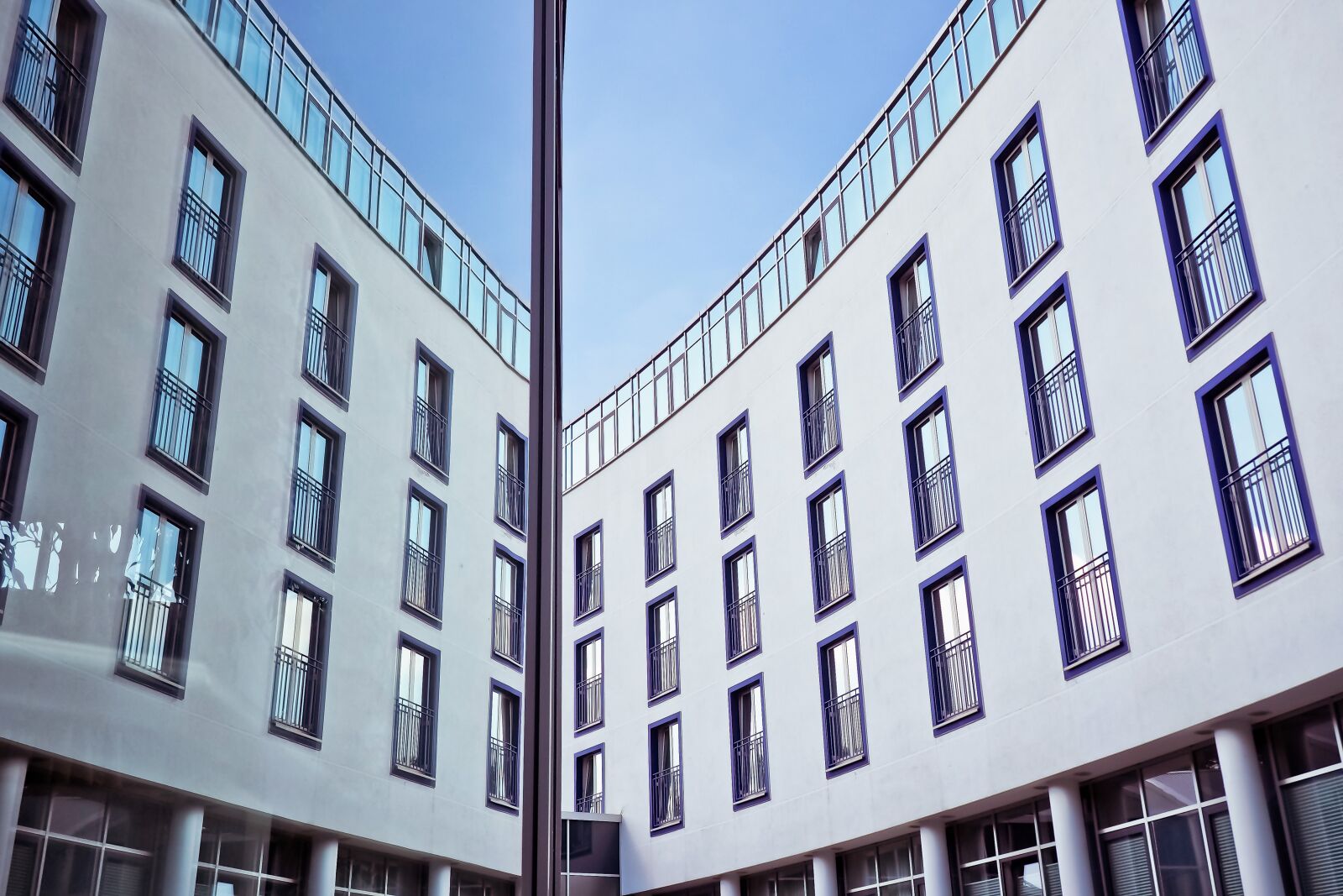 Olympus OM-D E-M10 sample photo. Architecture, modern architecture, building photography
