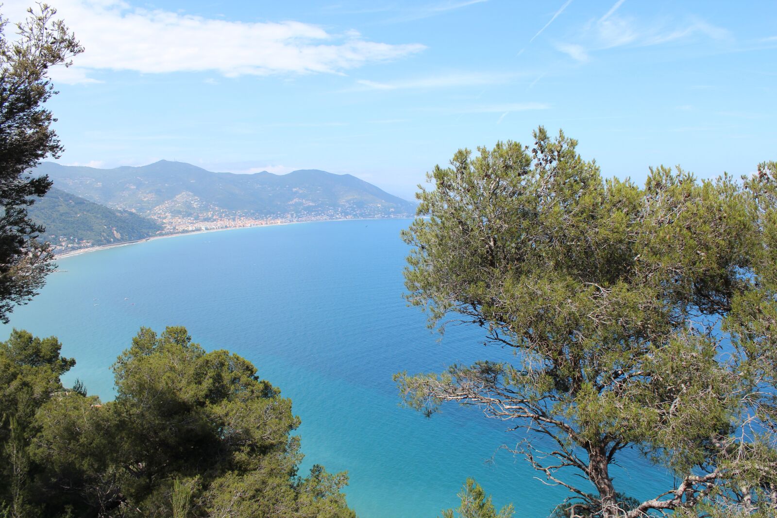 Canon EOS 600D (Rebel EOS T3i / EOS Kiss X5) sample photo. Sea, bay, italy photography