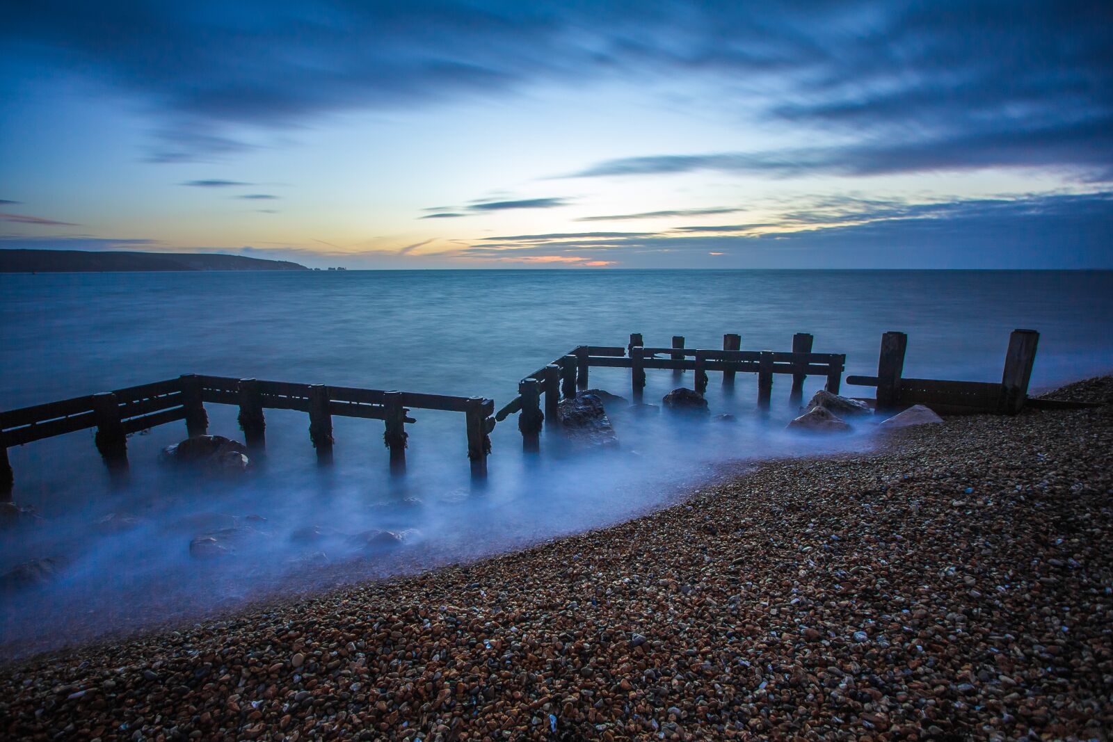 Canon EF-S 10-22mm F3.5-4.5 USM sample photo. Coast, breakwaters, ocean photography