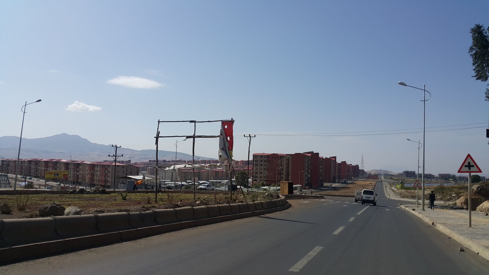 Samsung Galaxy Note4 sample photo. Road, sky, africa photography