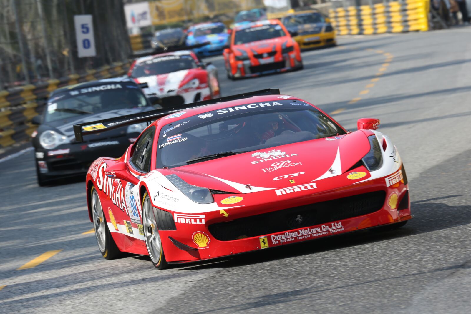 Canon EOS-1D X + Canon EF 70-300mm F4-5.6L IS USM sample photo. Ferrari, red, race photography