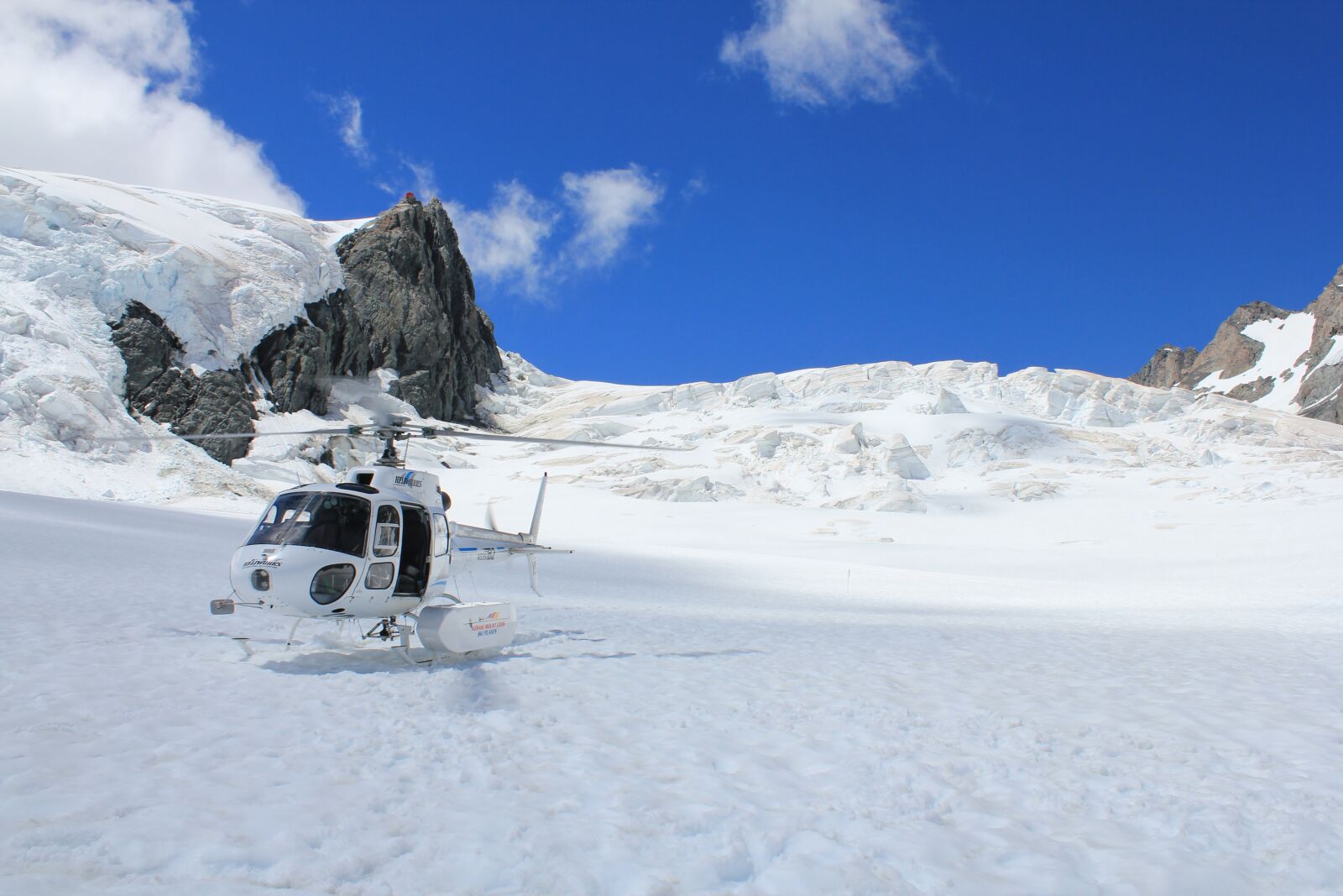 Canon EOS 550D (EOS Rebel T2i / EOS Kiss X4) sample photo. Tasman glacier, glacier, new photography