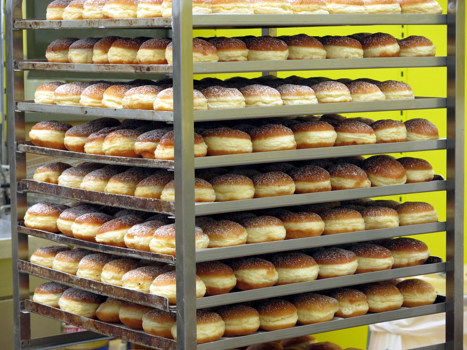 Canon PowerShot G15 sample photo. Bakery, berlin, production photography