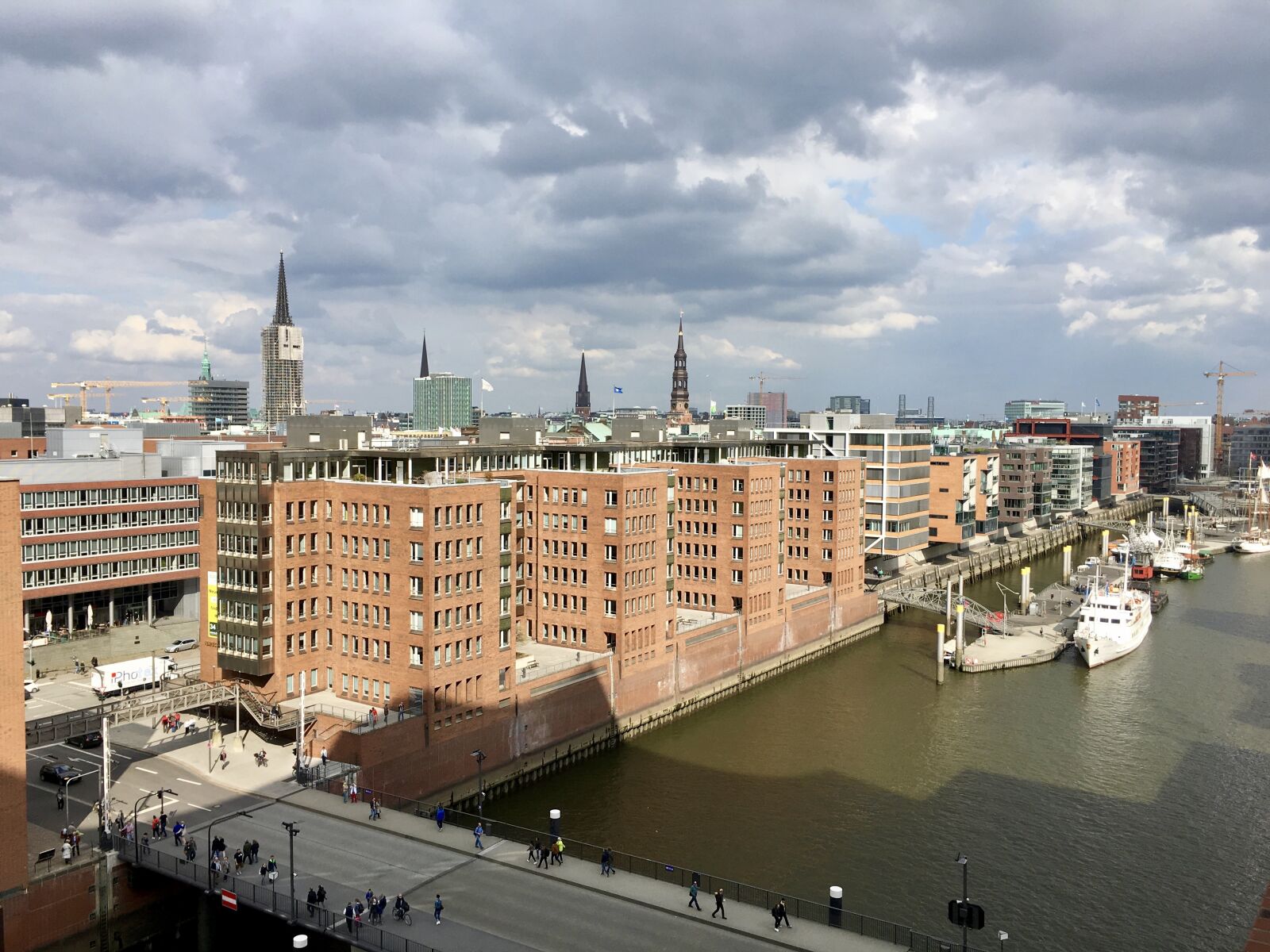 Apple iPhone 6s sample photo. Hamburg, port, elbe photography