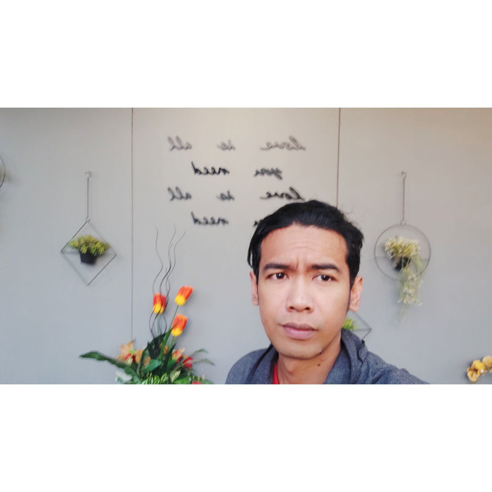 Xiaomi POCO F1 sample photo. I am so lonely photography