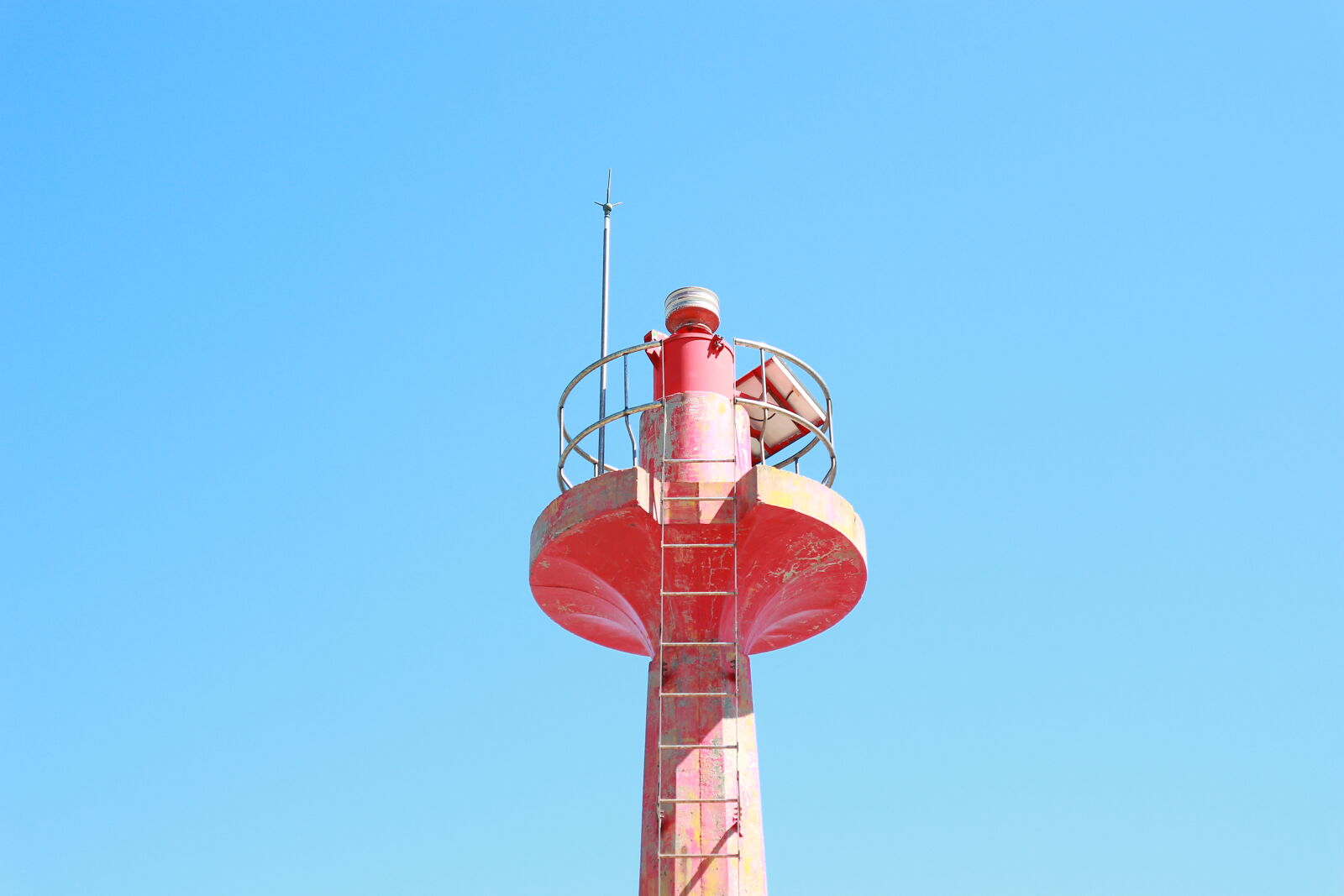 Canon EOS M sample photo. Low, angle, view, of photography