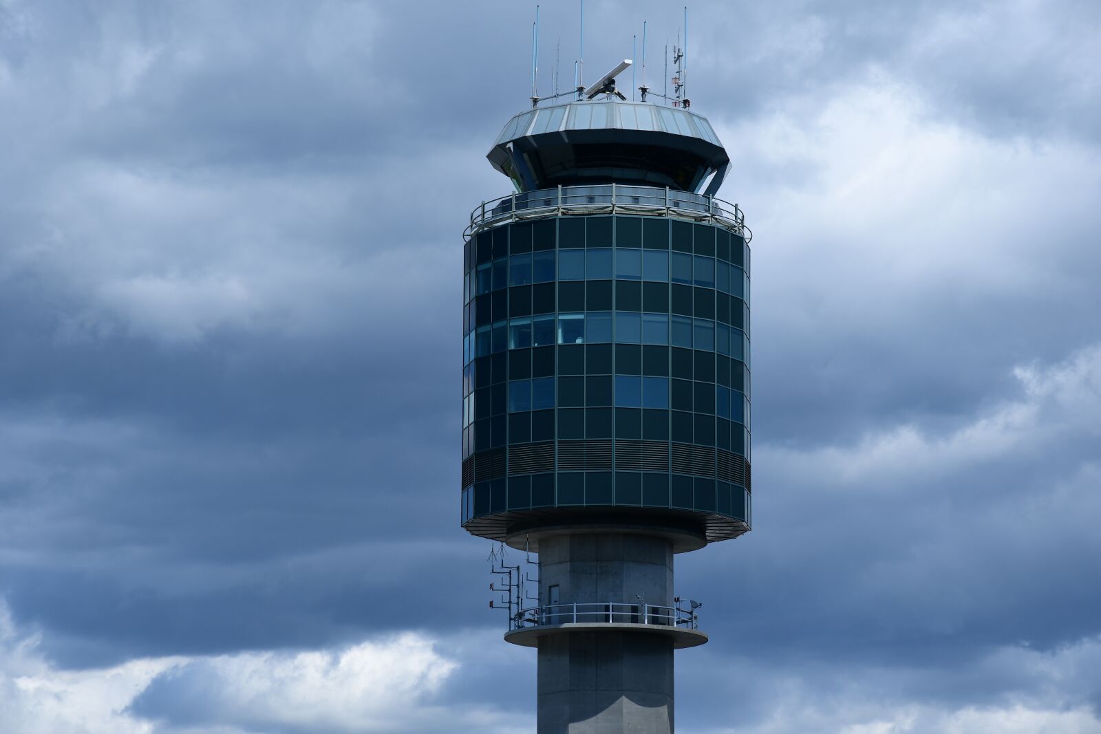 Nikon D7500 sample photo. Control tower, aircraft control photography