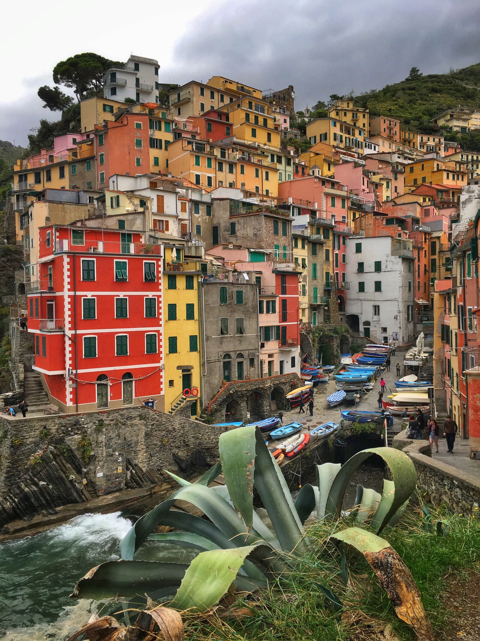 Apple iPhone 6s Plus sample photo. Riomaggiore, cinque terre, italy photography