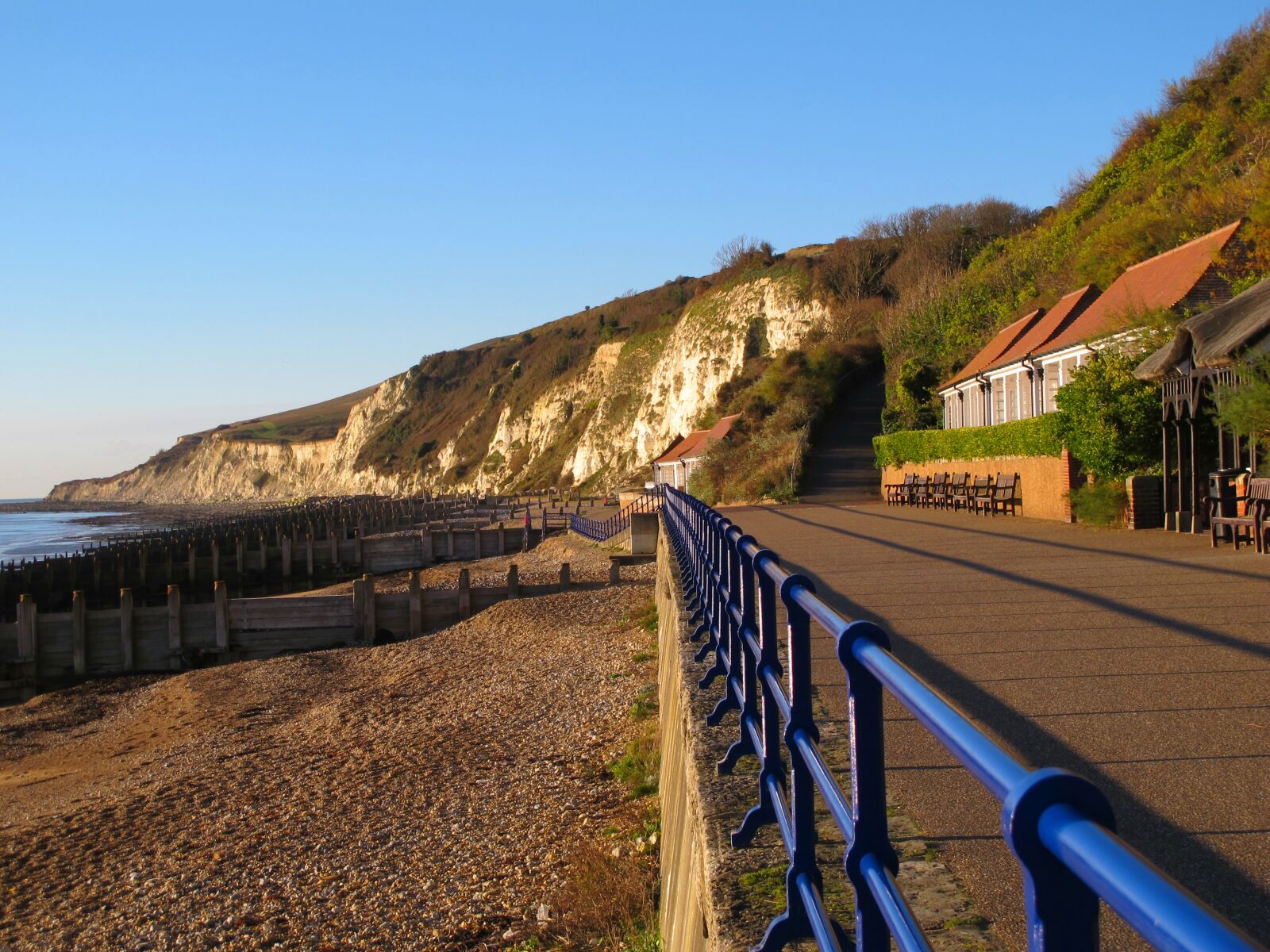 Canon PowerShot G12 sample photo. England, united kingdom, eastbourne photography