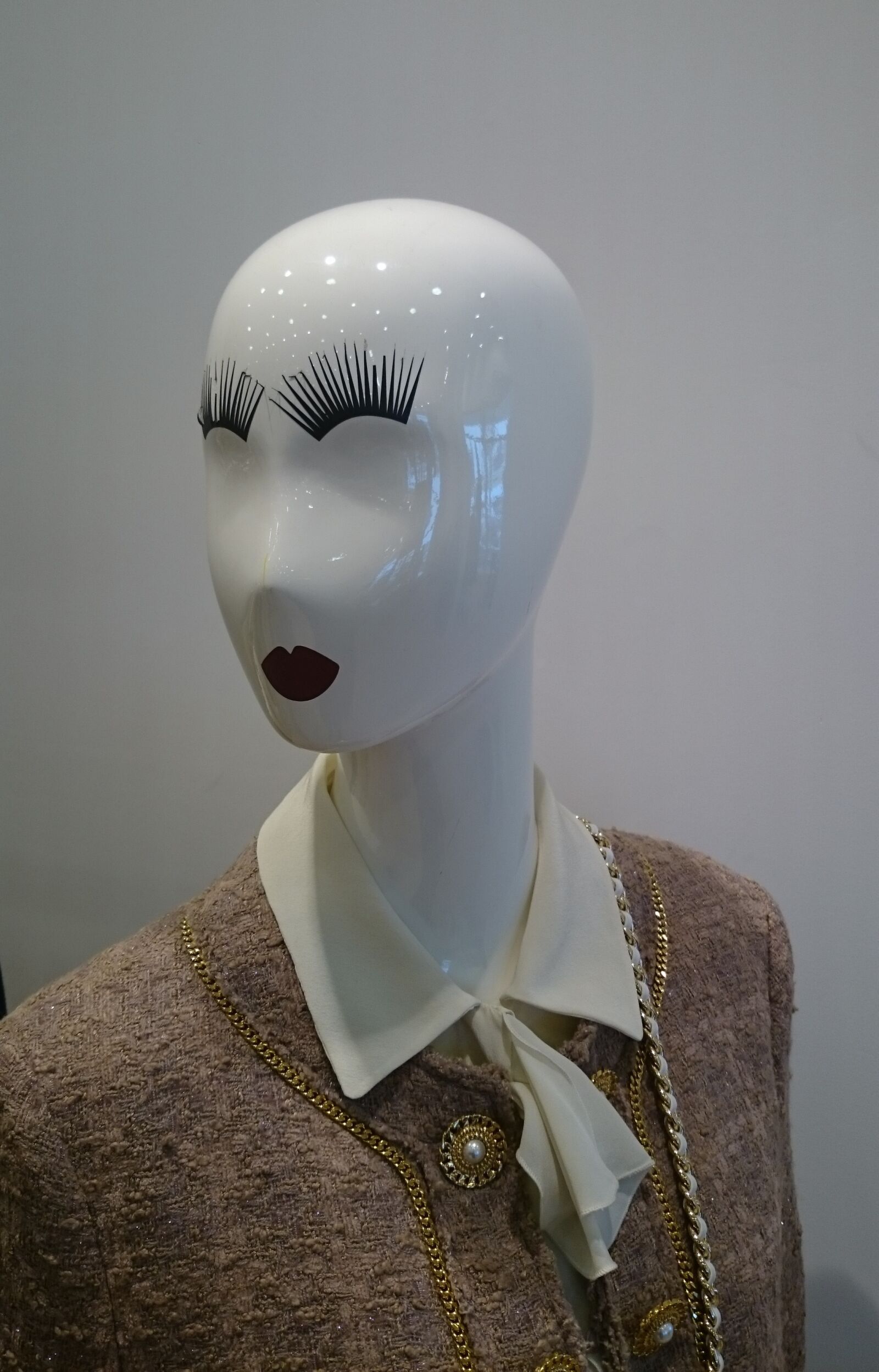 Sony Xperia Z2 sample photo. Mannequin, shop, fashion photography