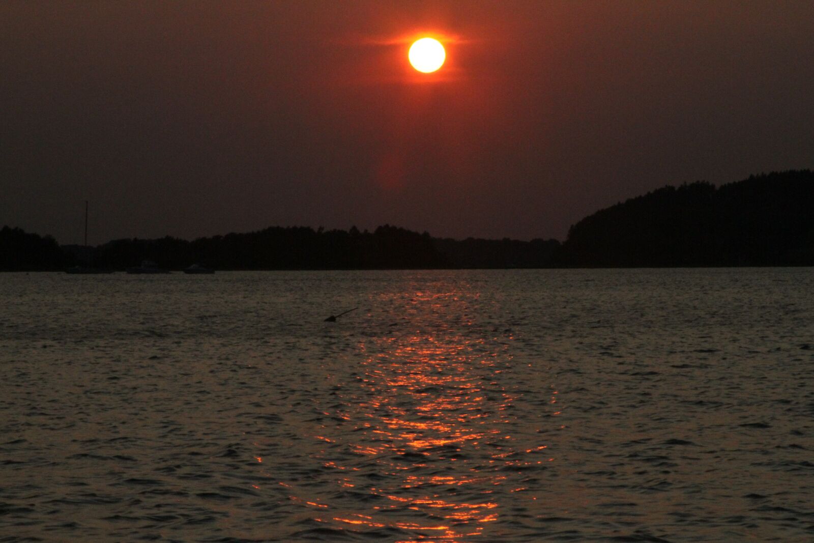 Canon EOS 7D sample photo. Sunset, essex river, river photography