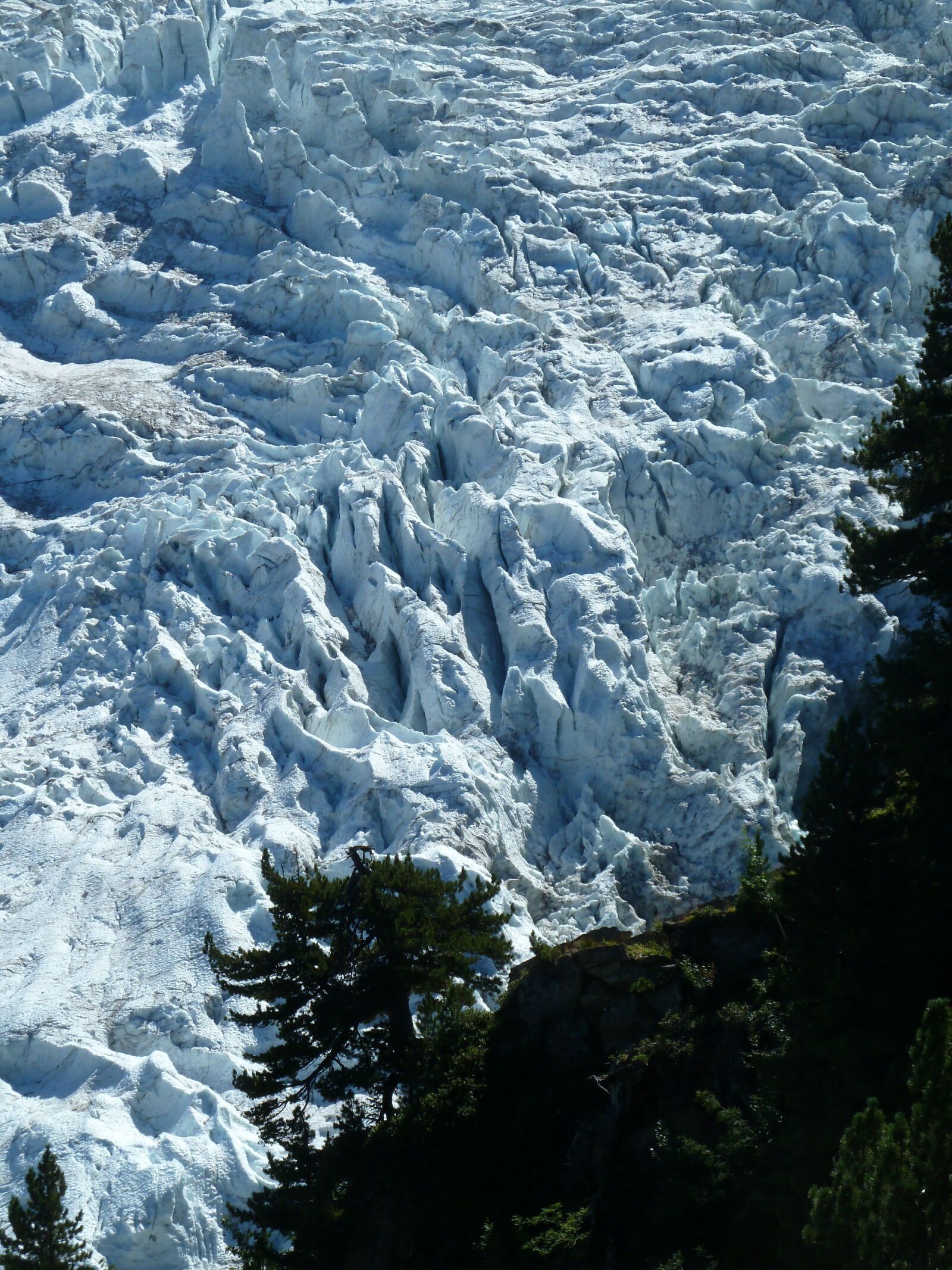 Panasonic Lumix DMC-ZS7 (Lumix DMC-TZ10) sample photo. Glacier, mont blanc, alps photography
