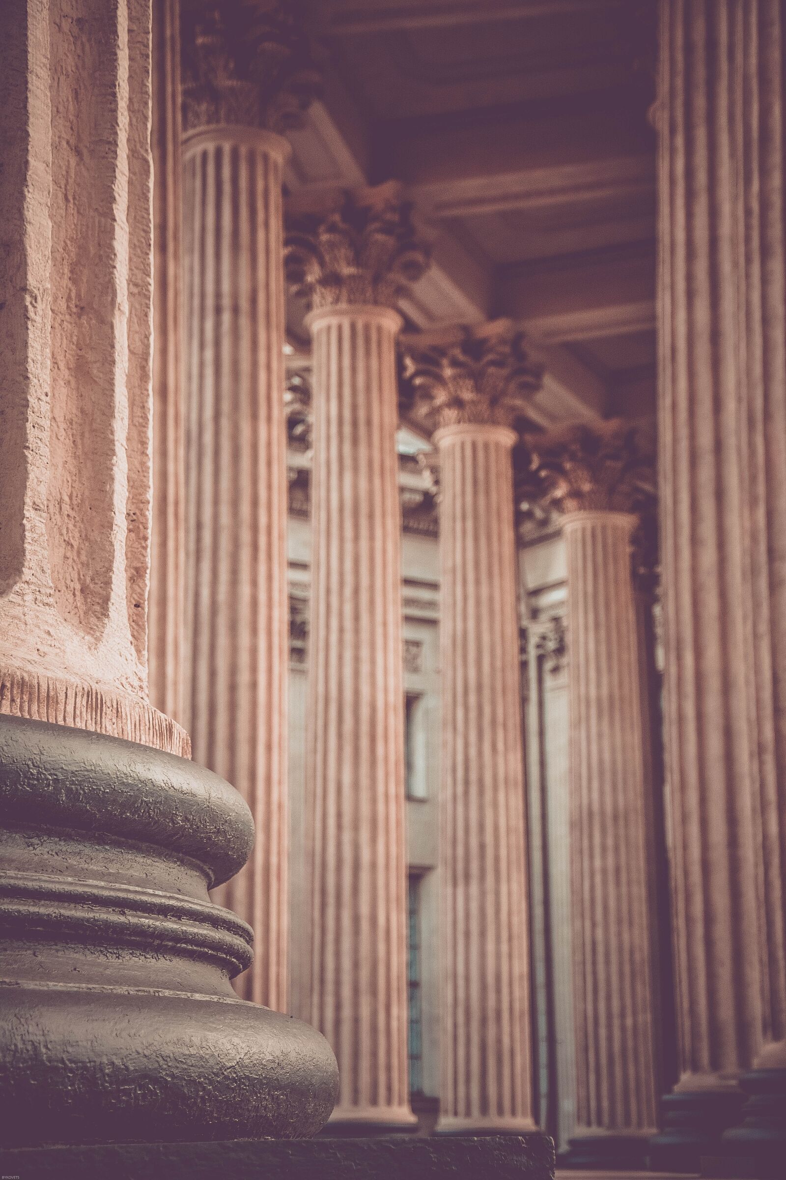 Nikon D3400 sample photo. Column, cathedral, church photography
