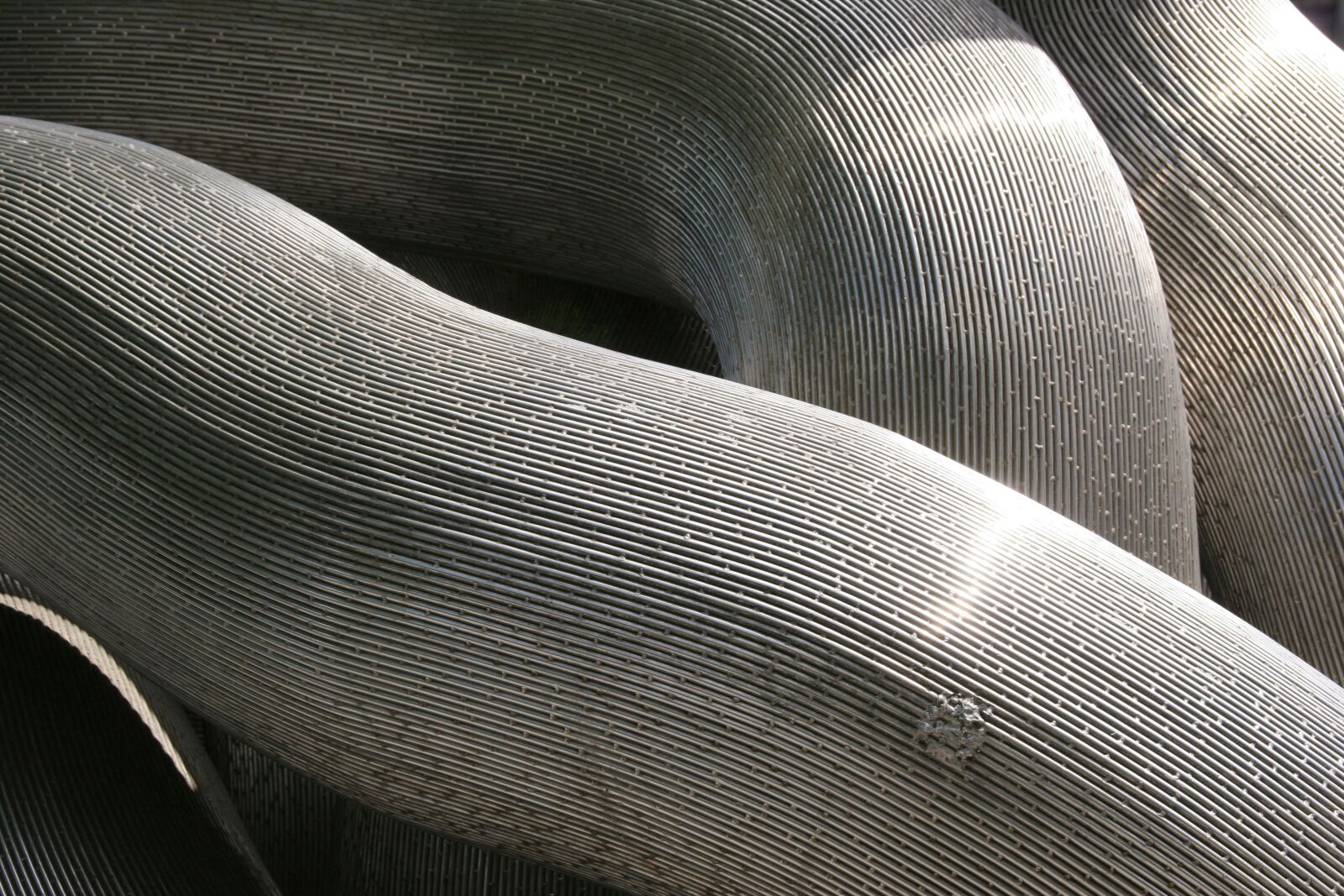 Canon EOS 20D sample photo. Sculpture, plastic, steel-plastic photography