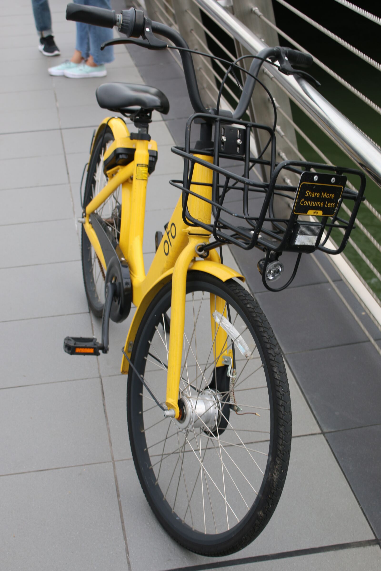 Canon EOS 70D + Canon EF-S 18-55mm F3.5-5.6 IS STM sample photo. Bicycle, singapore, free ride photography