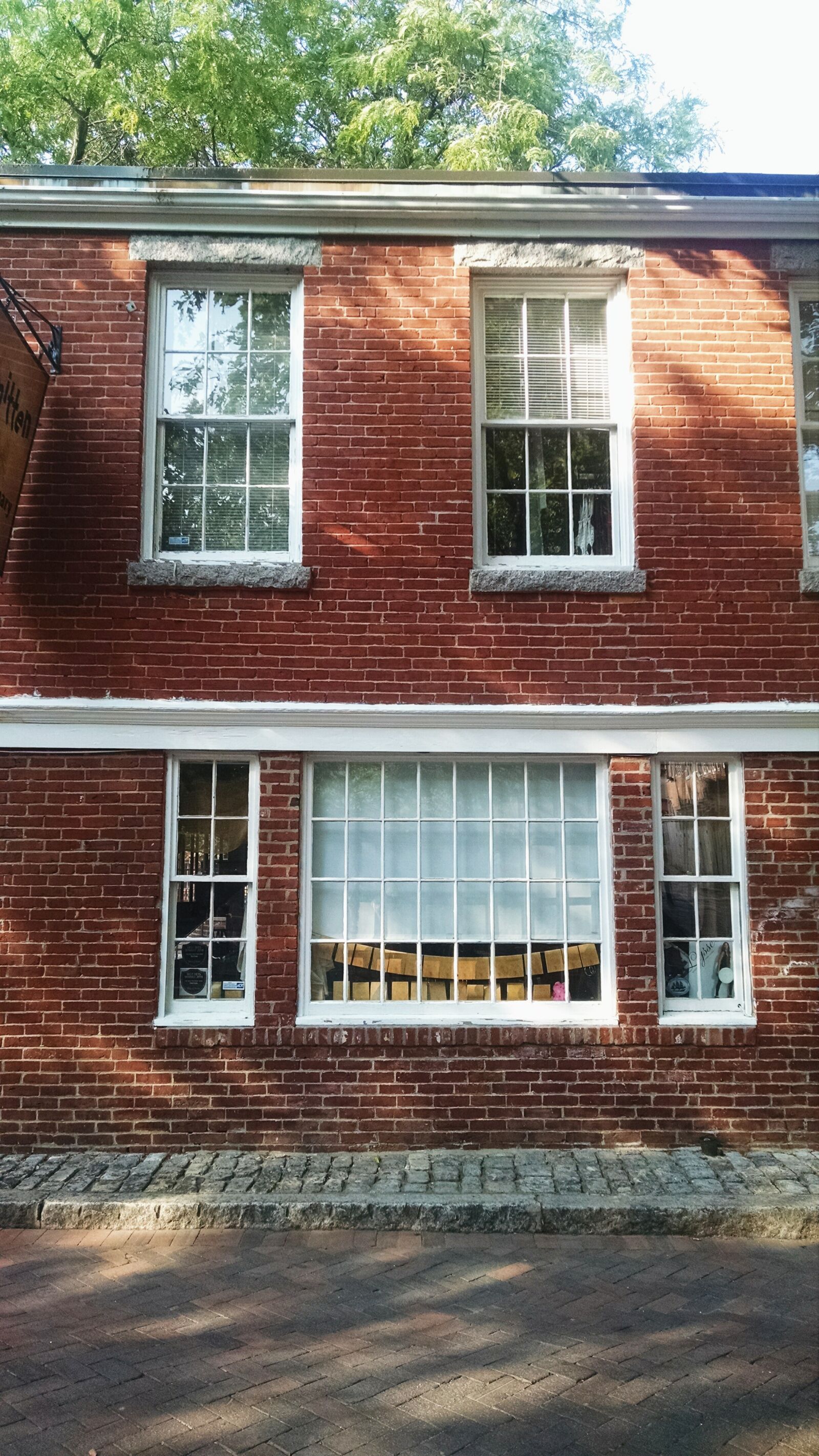 Motorola Moto X (1st Gen) sample photo. Brick, building, face, theme photography
