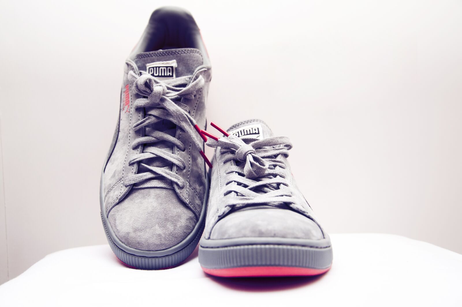 Nikon D90 sample photo. Puma, dove, sneakers photography