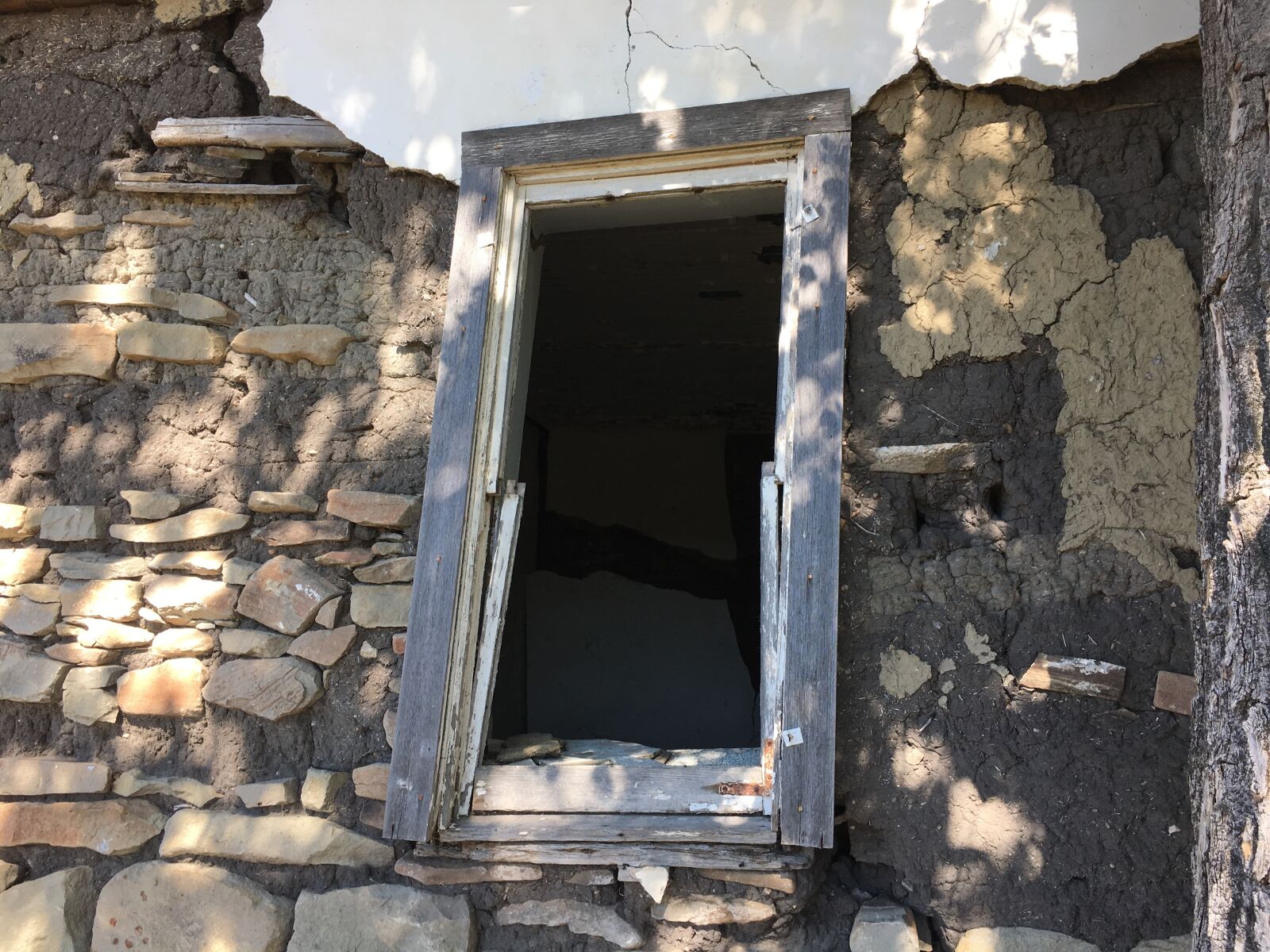 Apple iPhone 6s sample photo. Sod house, pioneer, farm photography