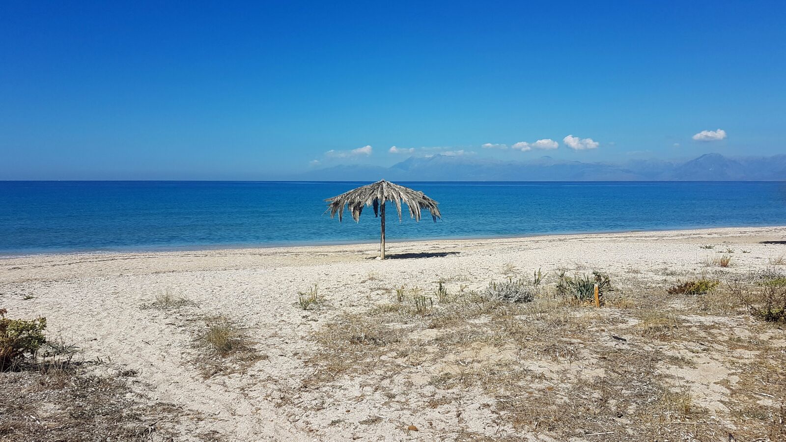 Samsung Galaxy S7 Edge sample photo. Beach, blue, sea photography