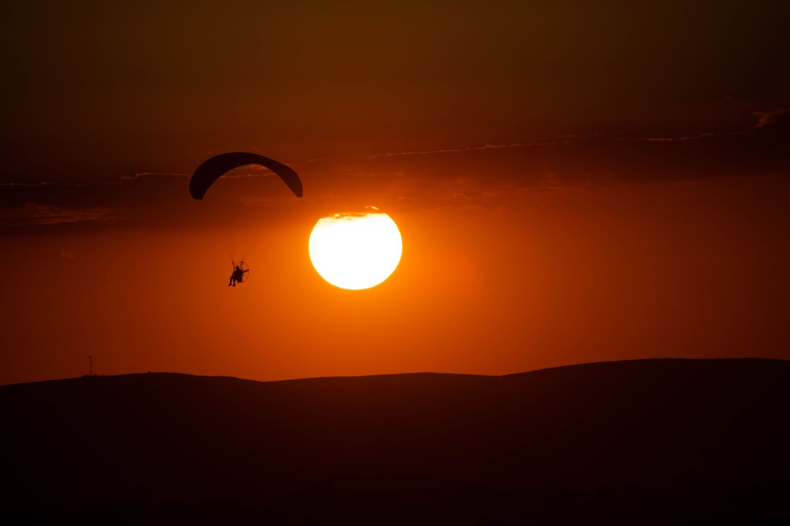 Nikon D3400 sample photo. Paramotor, flight, paragliding photography
